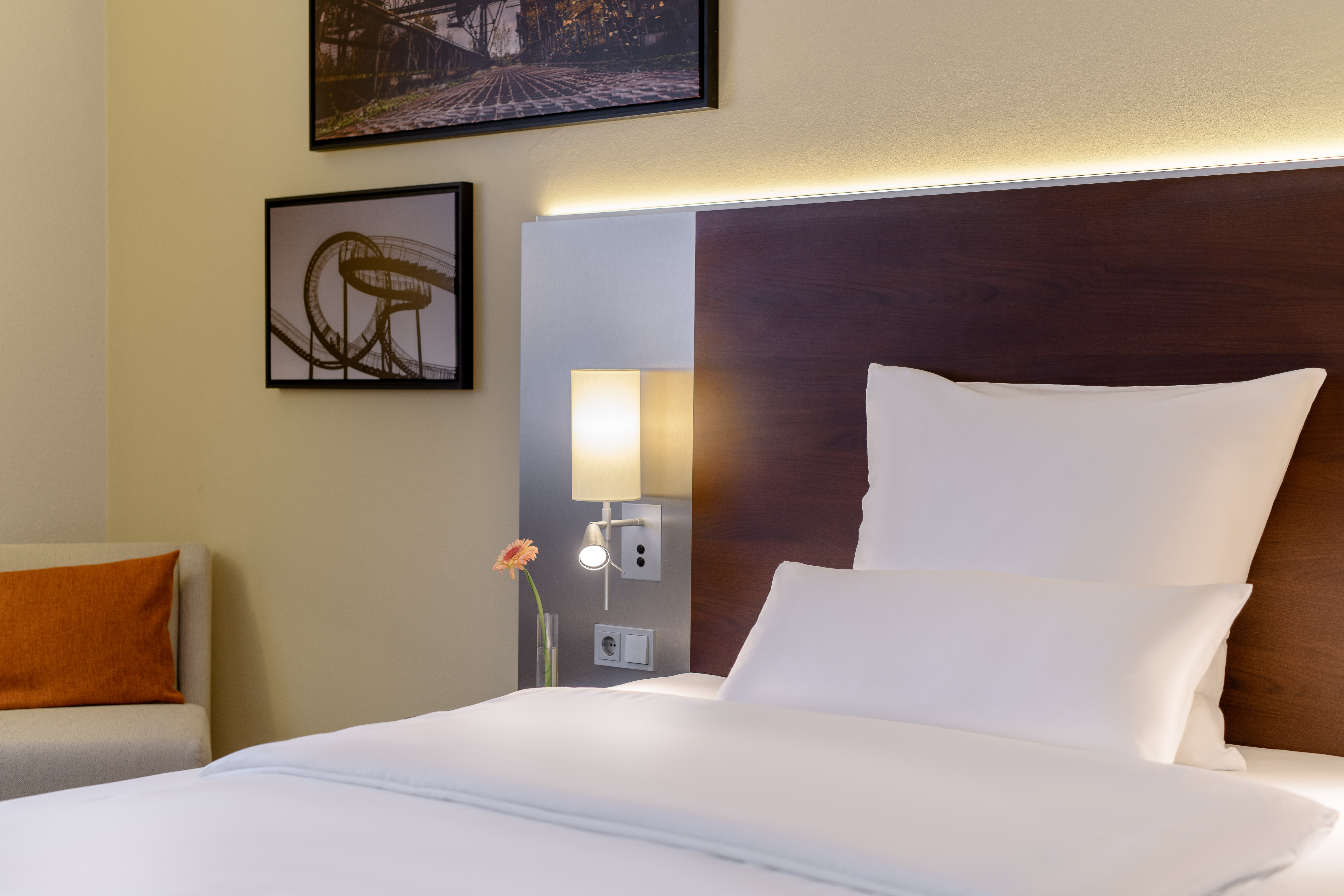 Double Queen Size Bed