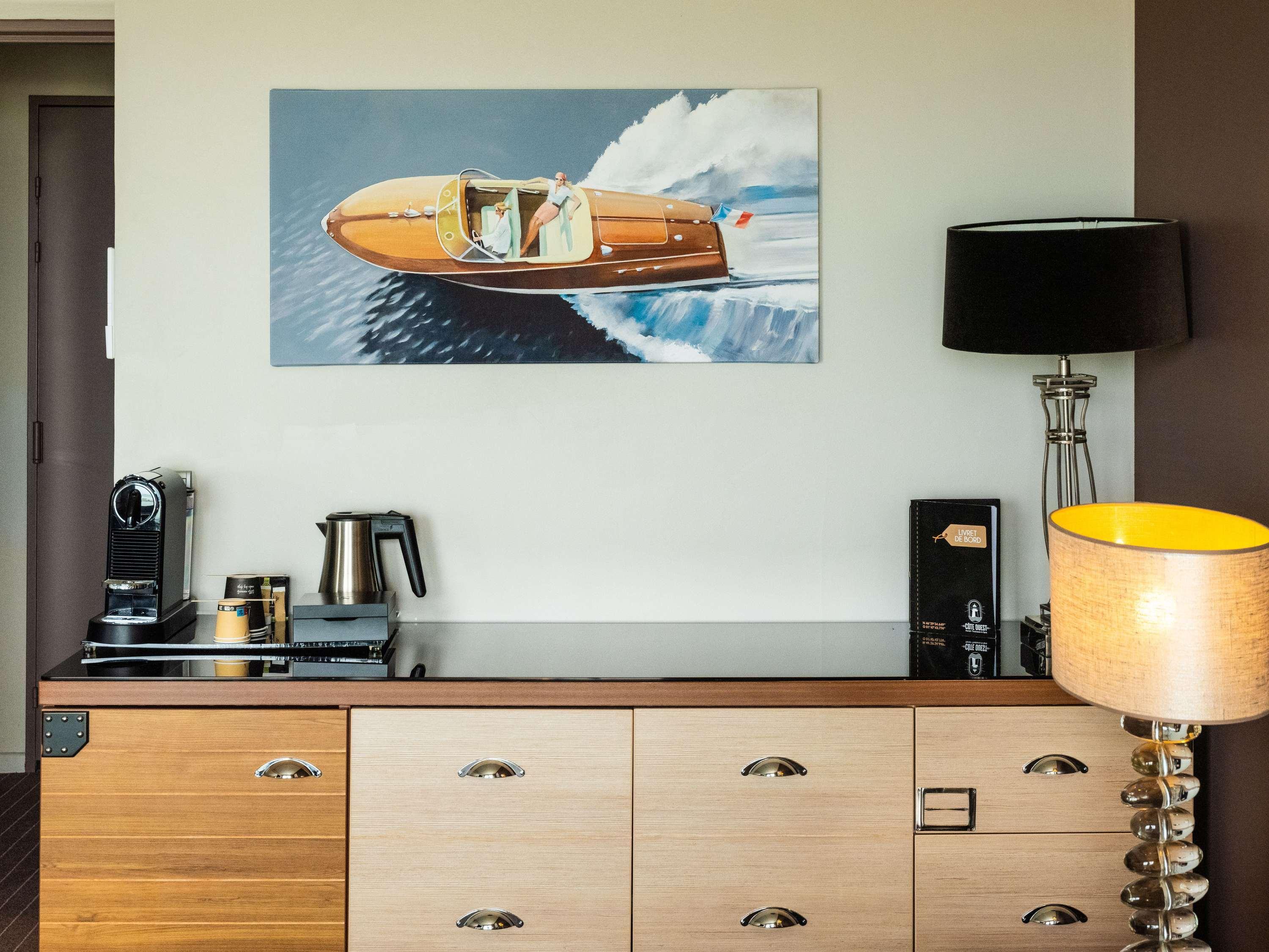 Suite Sea View King Bed