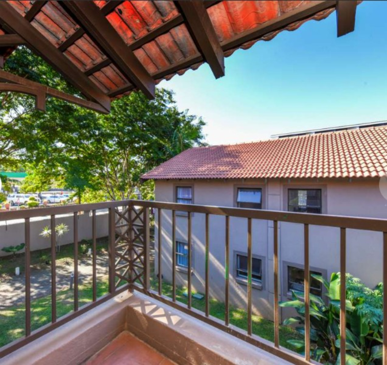 Quadruple Superior King Bed