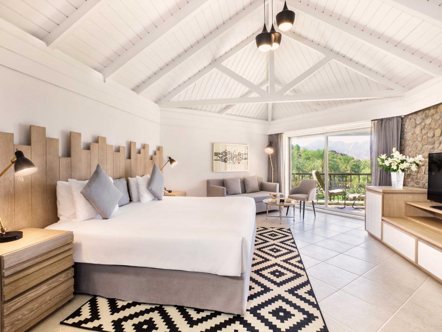 Double Deluxe Mountain View