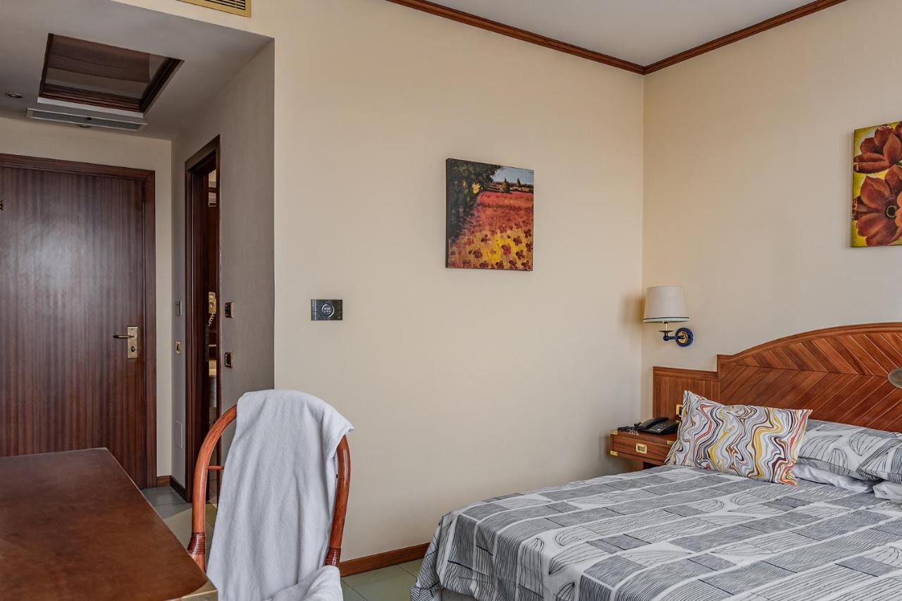 Double Sea View with Balcony