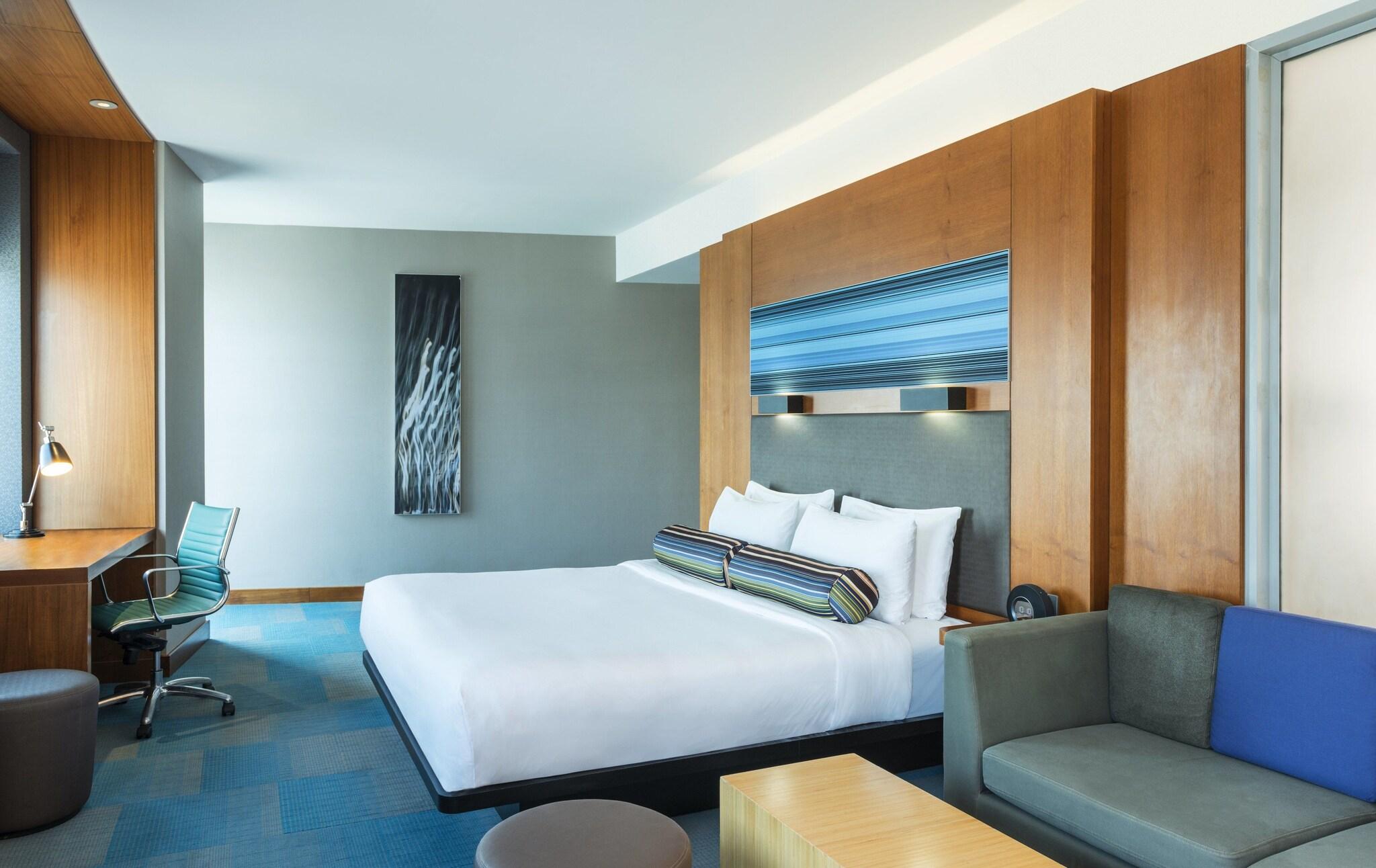 Studio King Size Bed