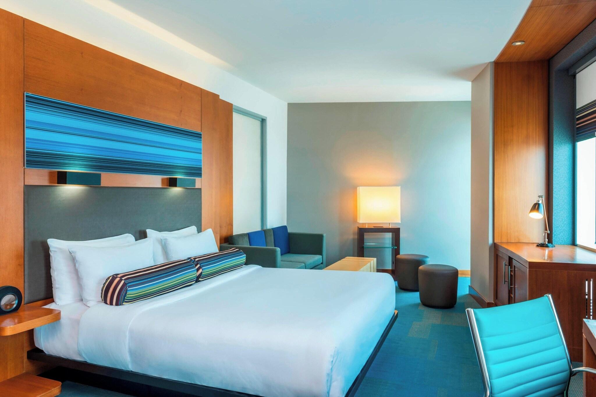 Studio King Size Bed