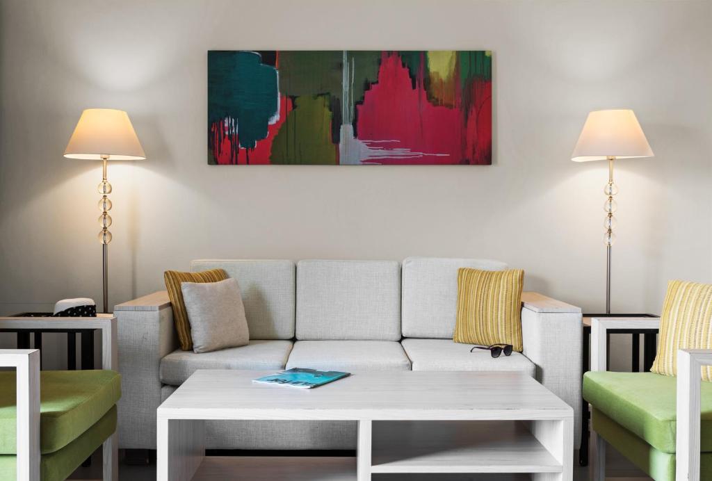 Family Room Standard