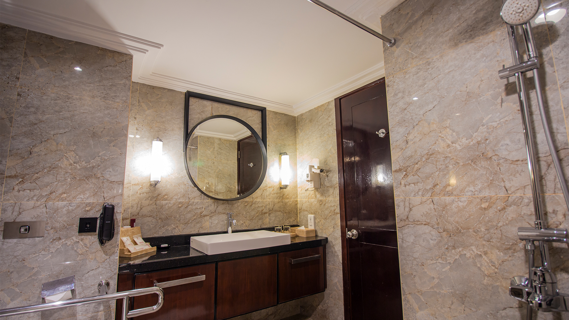 Double or Twin Deluxe