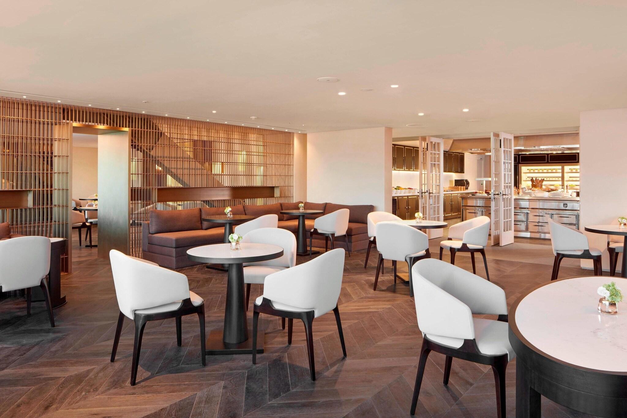 Quadruple Executive City View