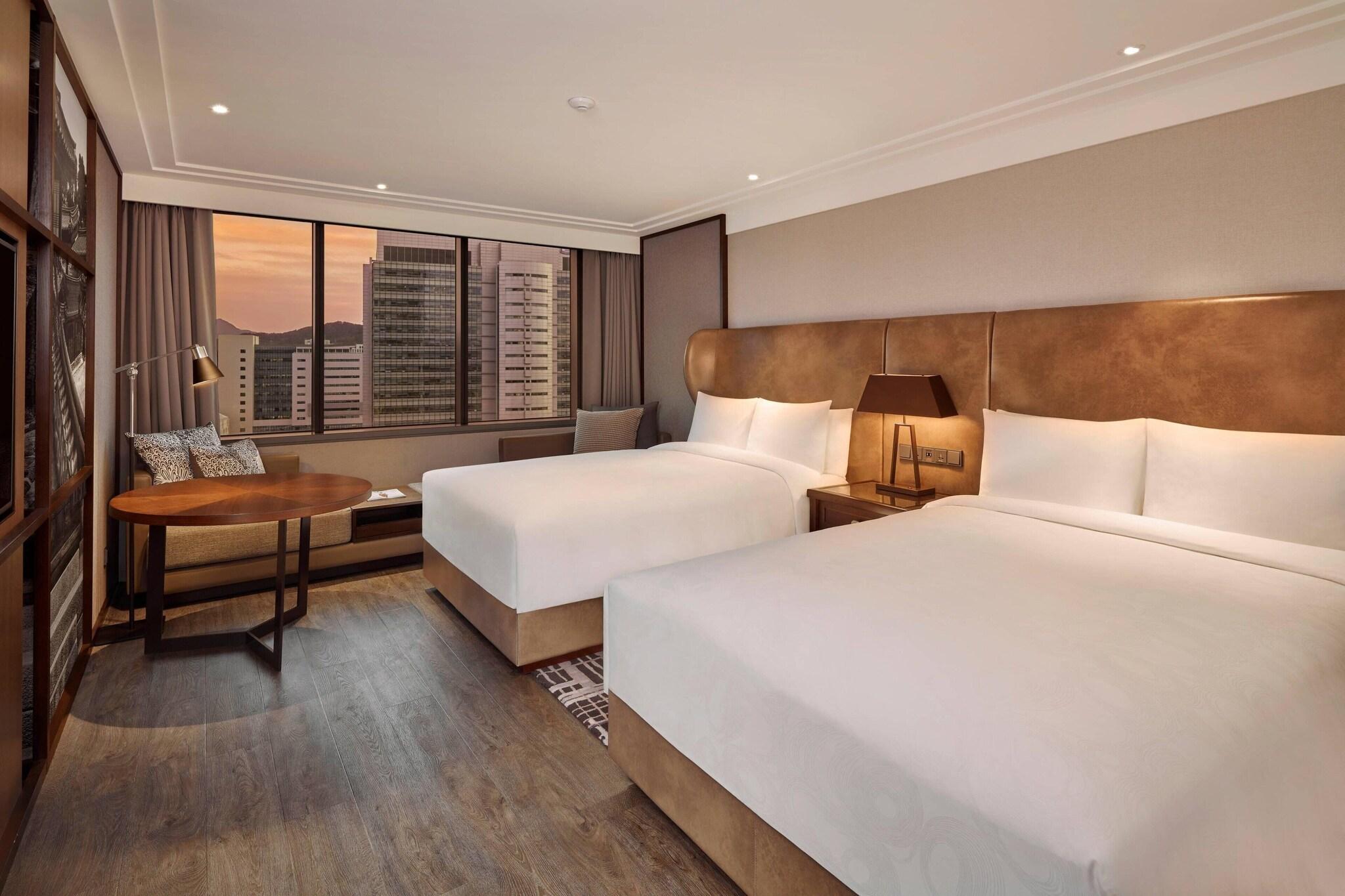 Quadruple Executive 2 Double Beds