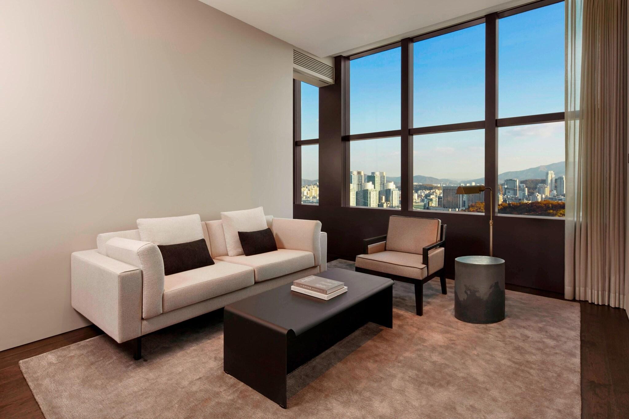 Suite Executive King Bed