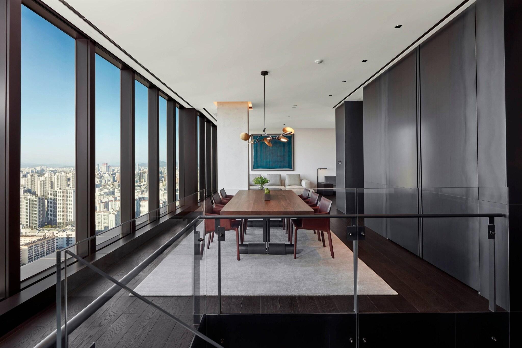 Double Penthouse with Views