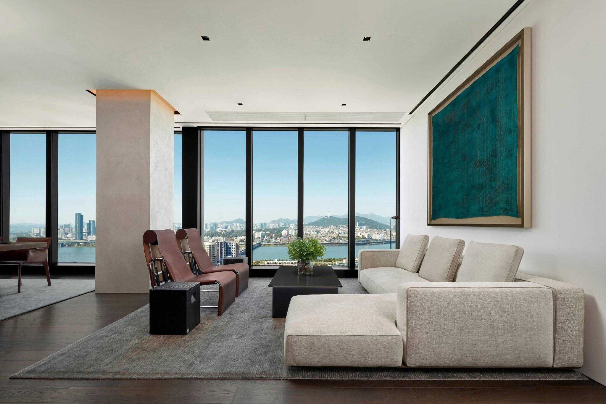 Double Penthouse with Views