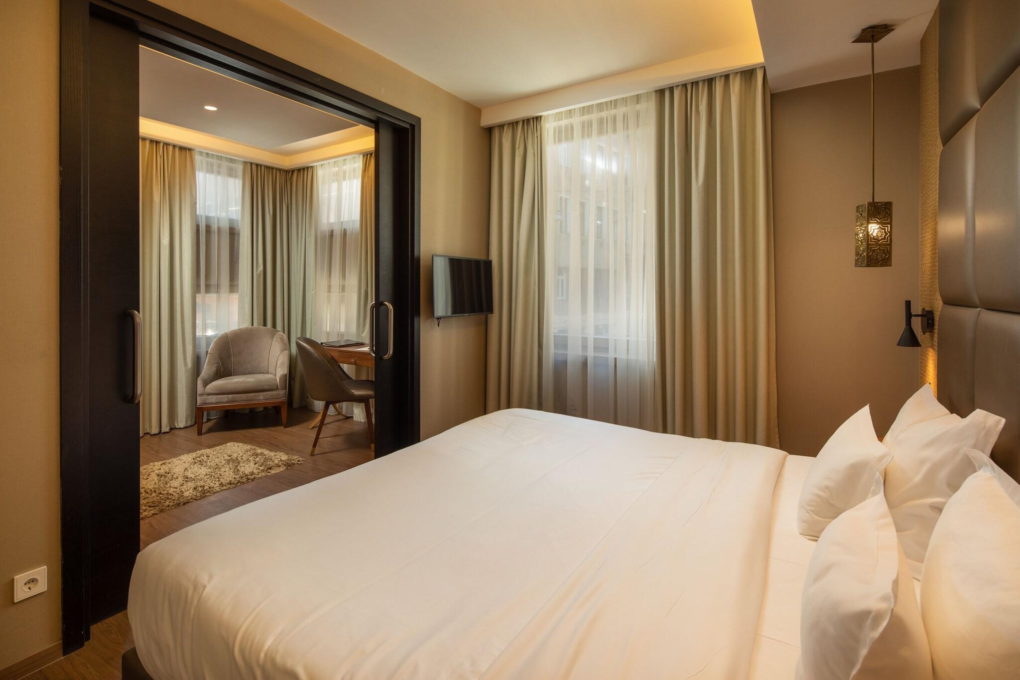 Suite with Double Bed