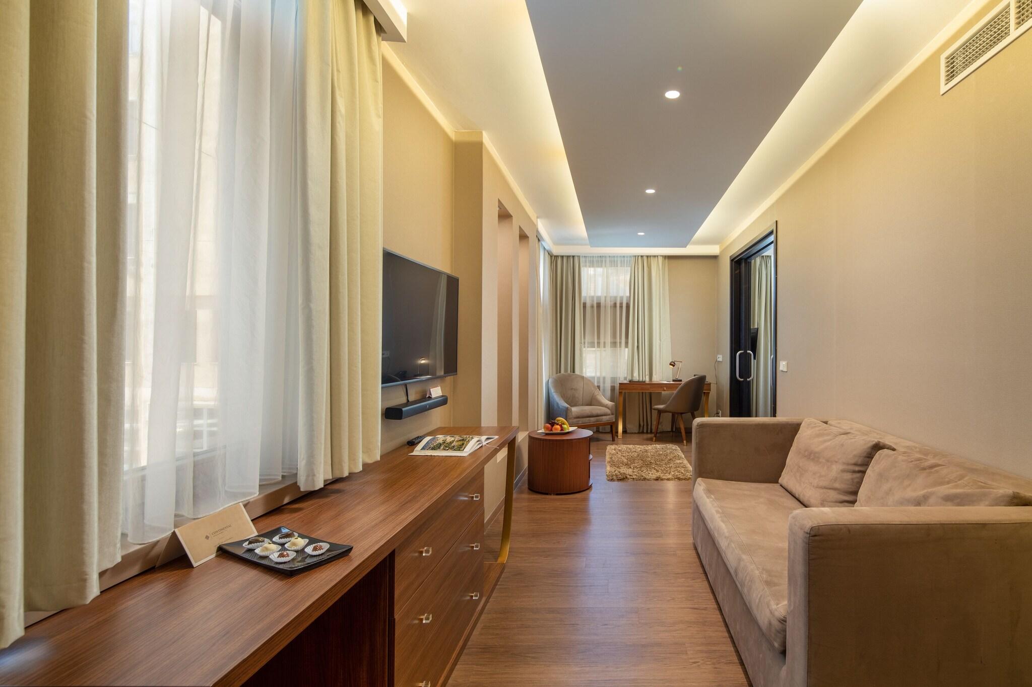 Suite with Double Bed