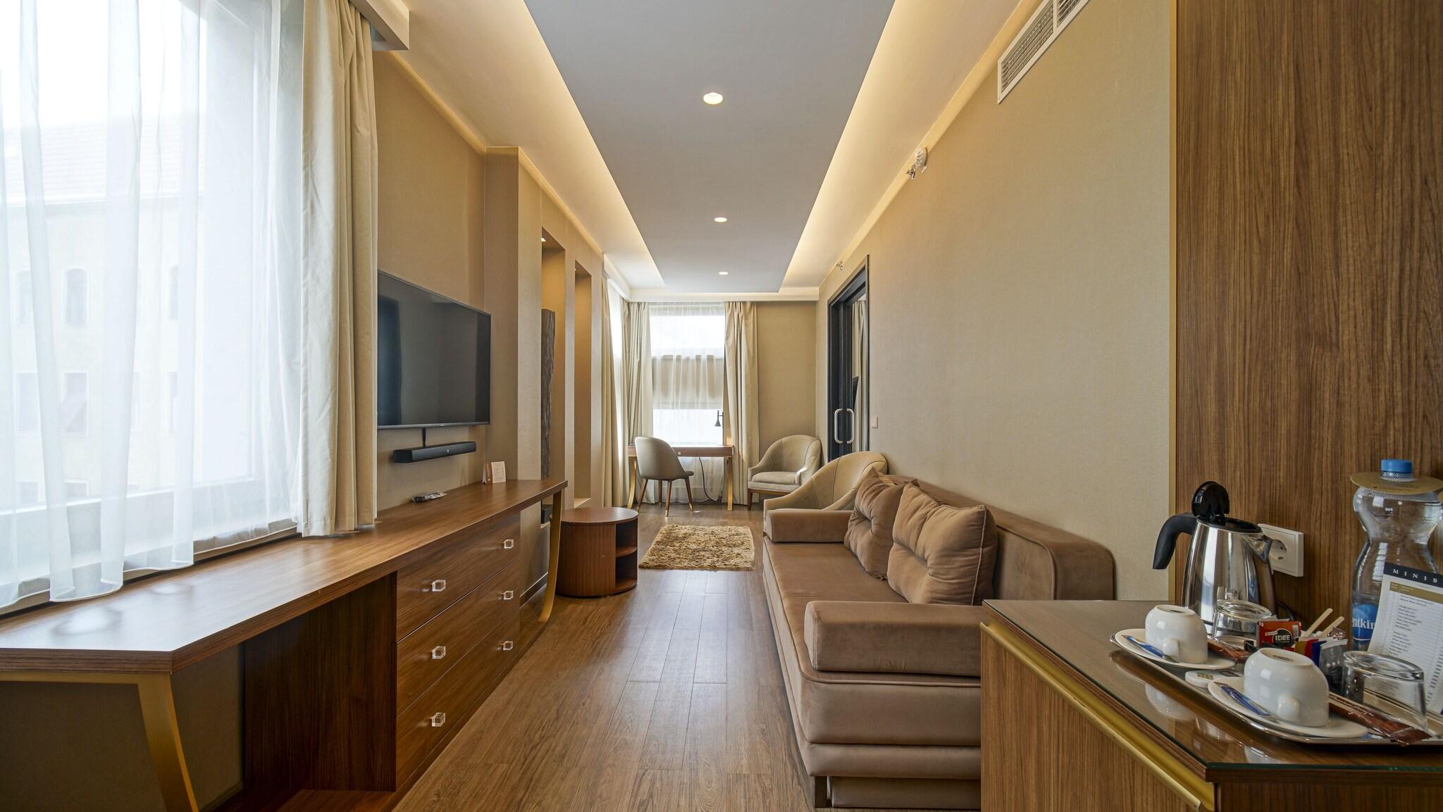 Suite with Double Bed