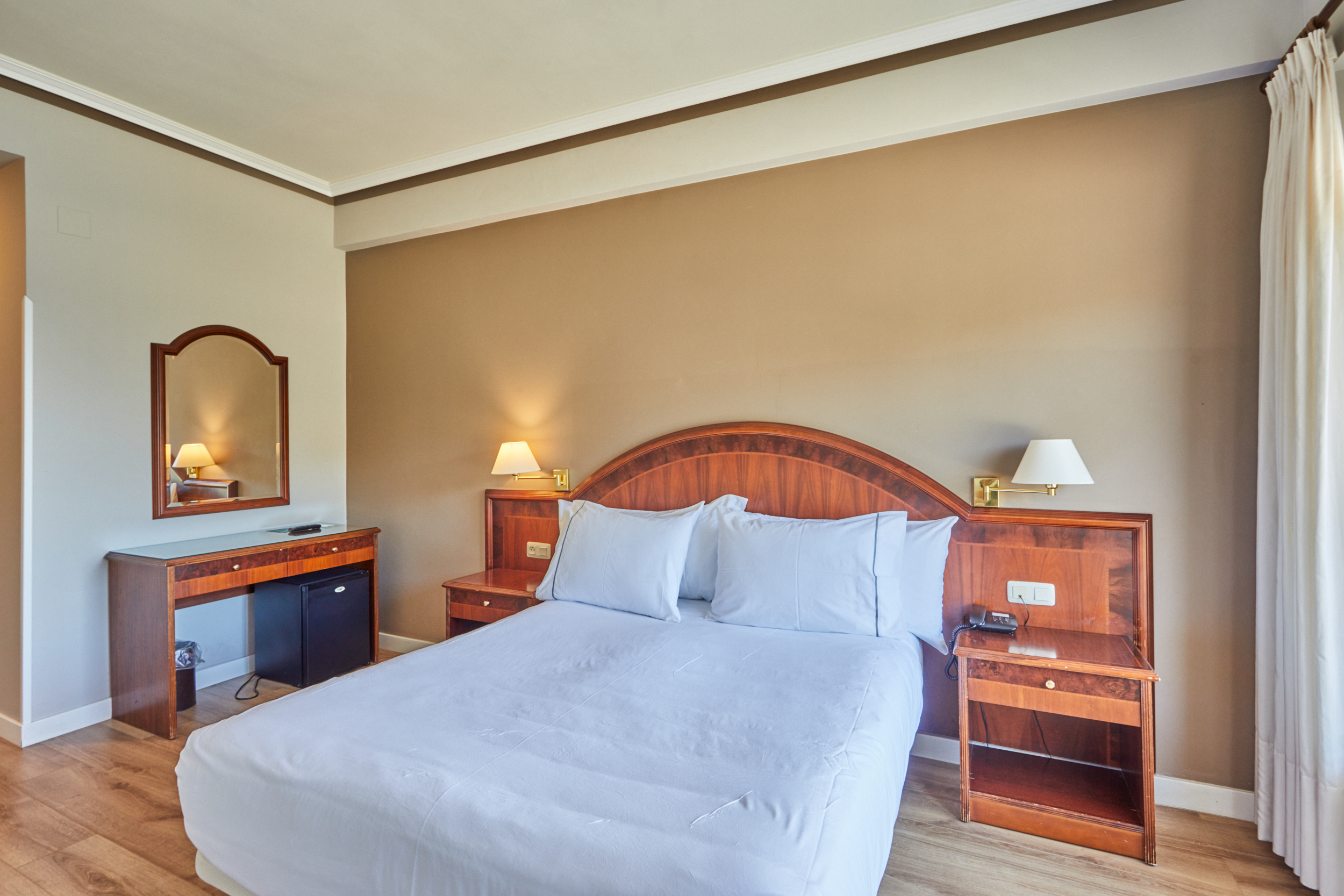 Double Single Club Beach Front