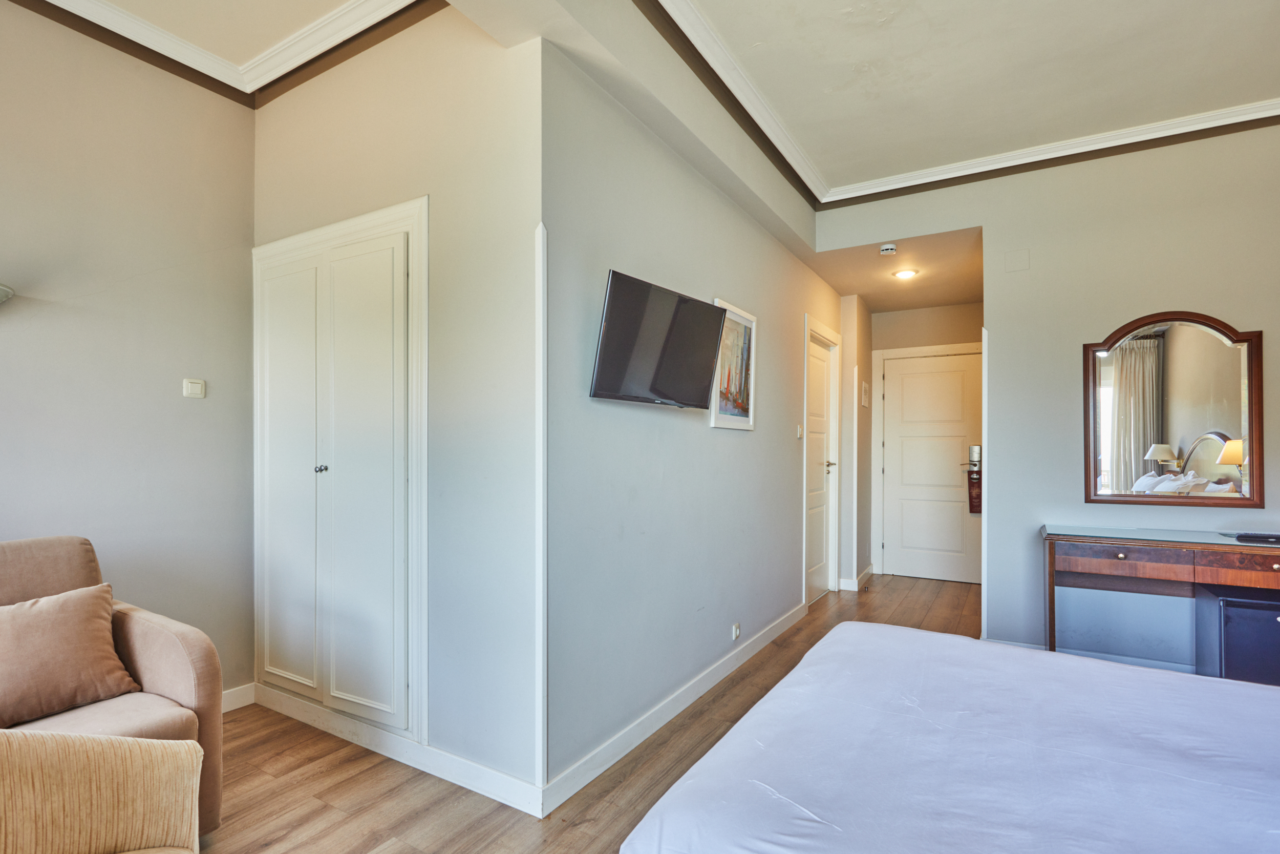 Double Single Club Beach Front