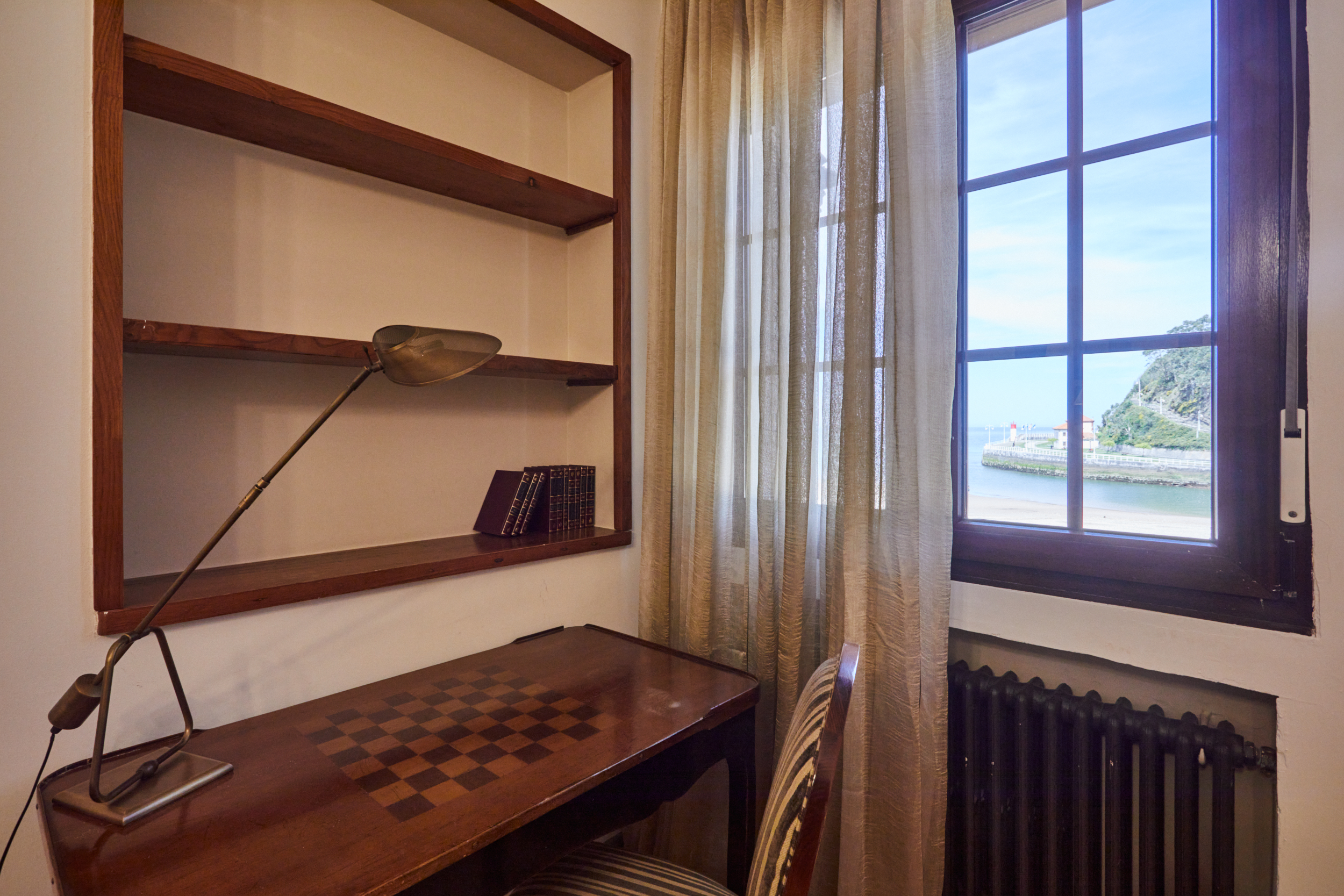 Family Room Standard