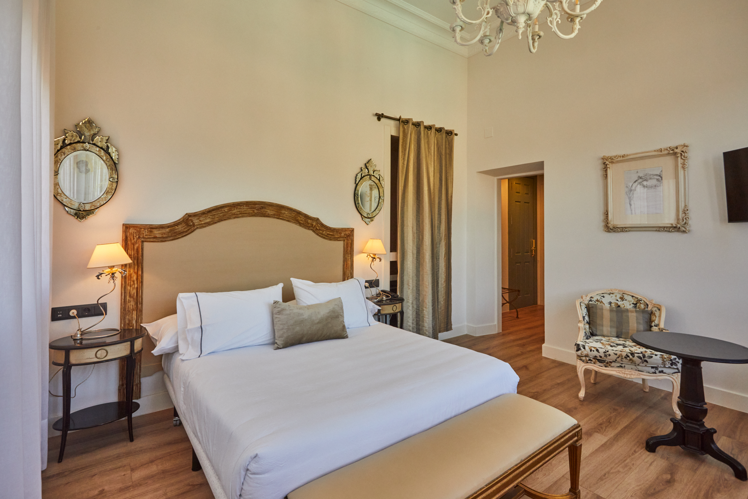 Double or Twin Standard