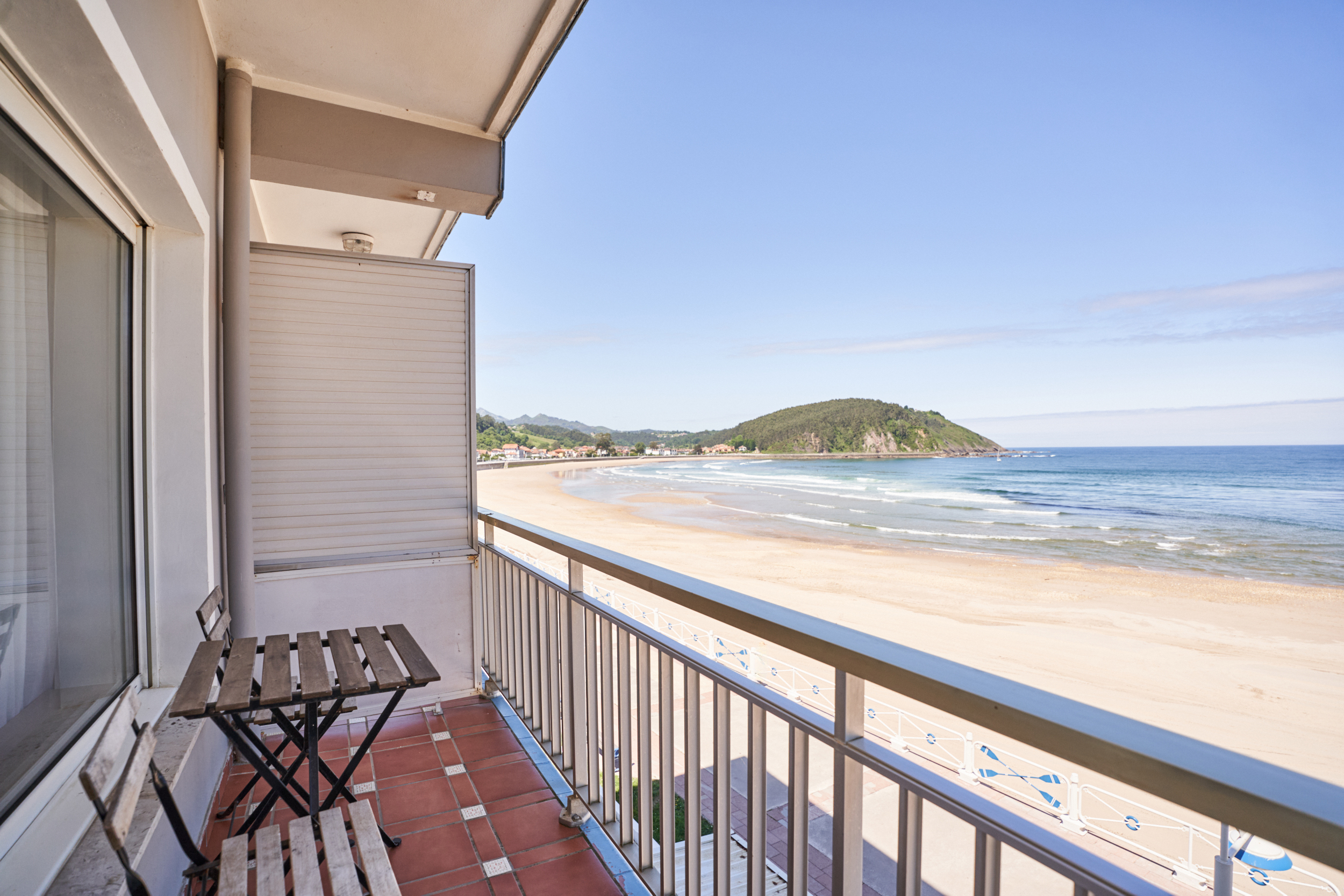 Double or Twin Club Beach Front