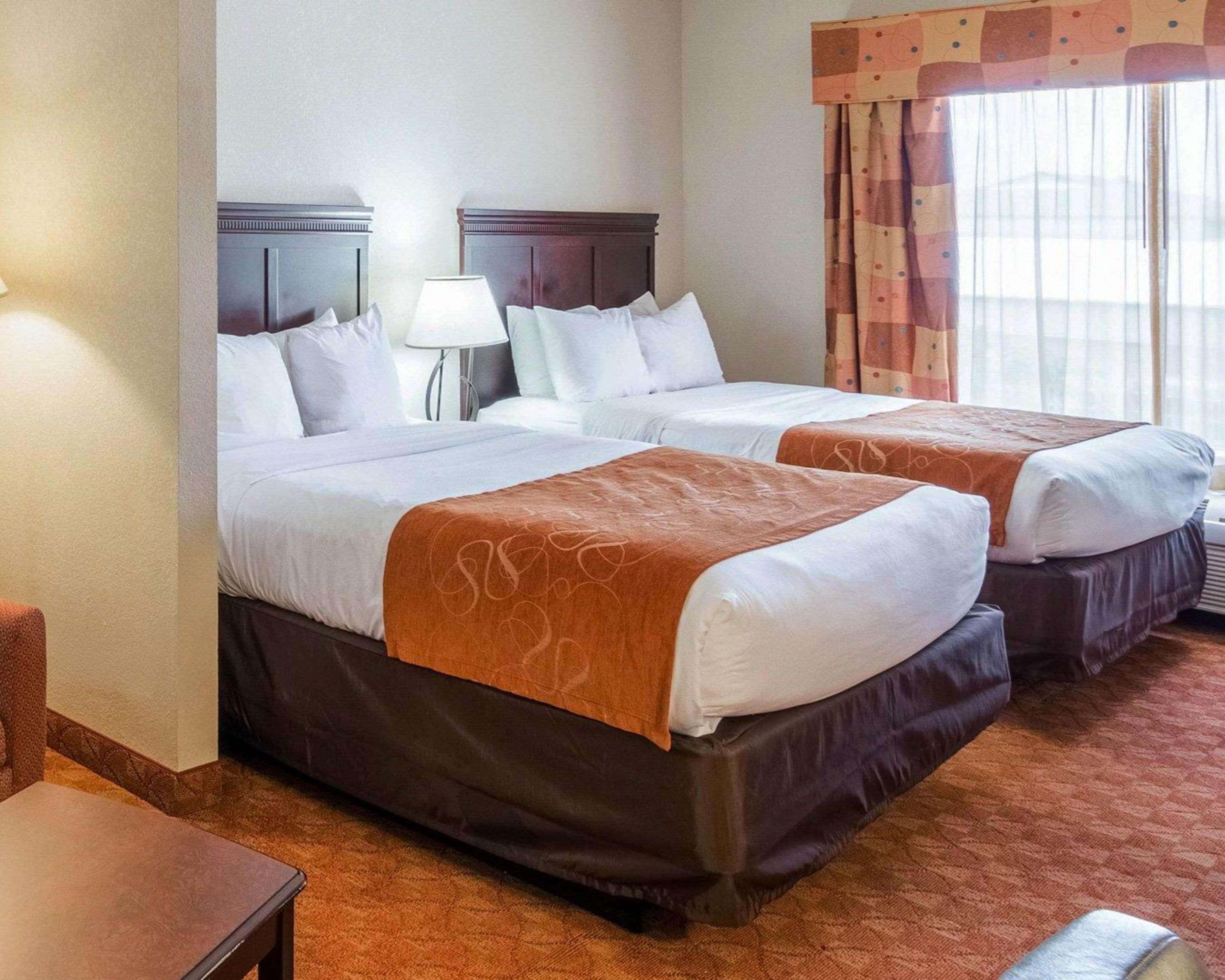 Suite Two Queen Beds Non Smoking