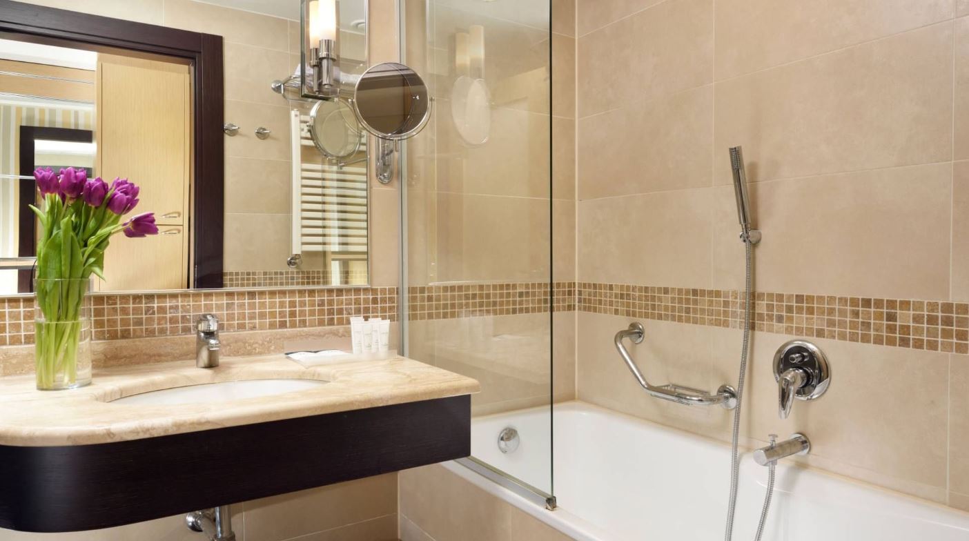 Double or Twin Deluxe