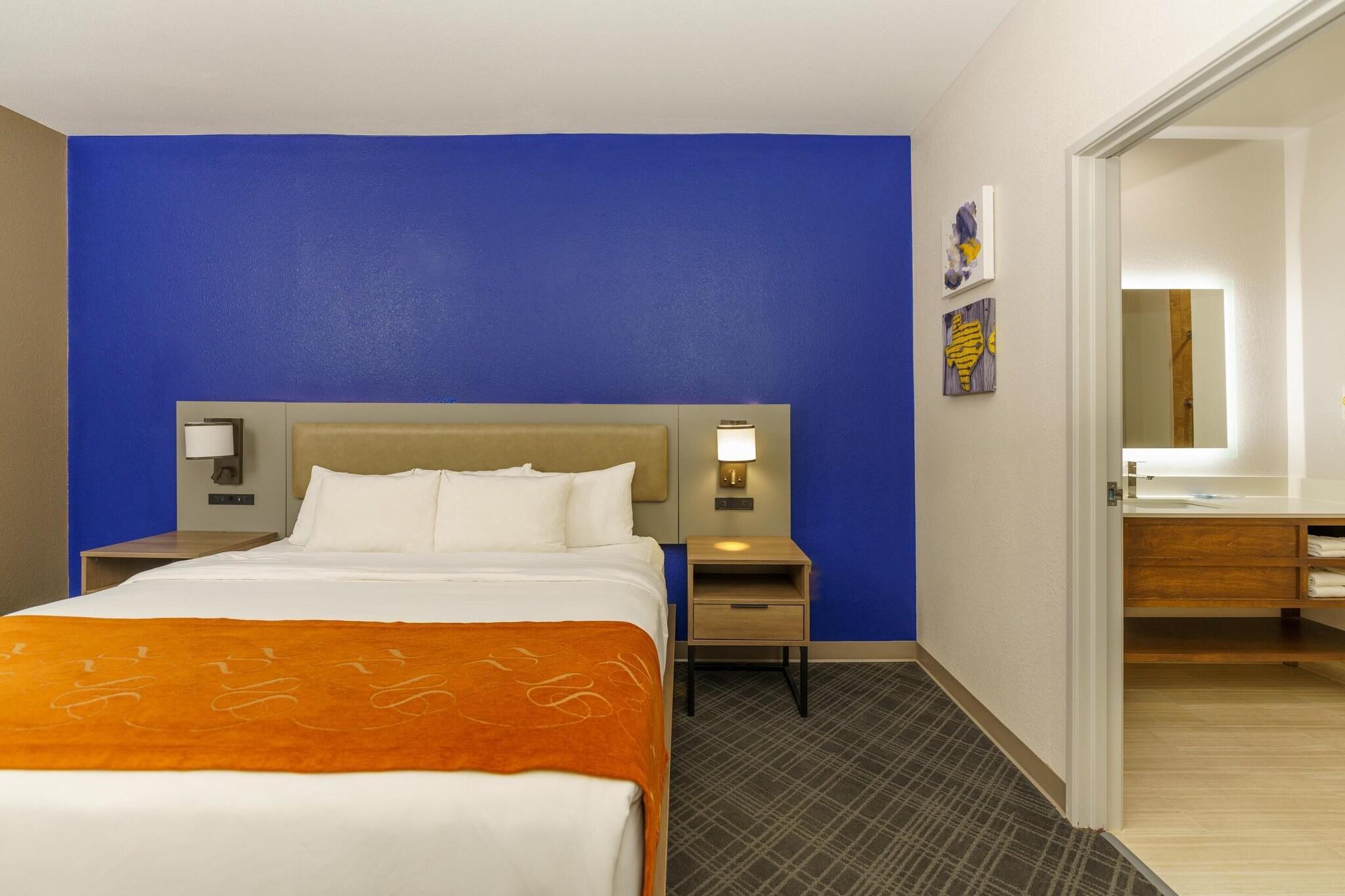 Suite Queen Size Bed