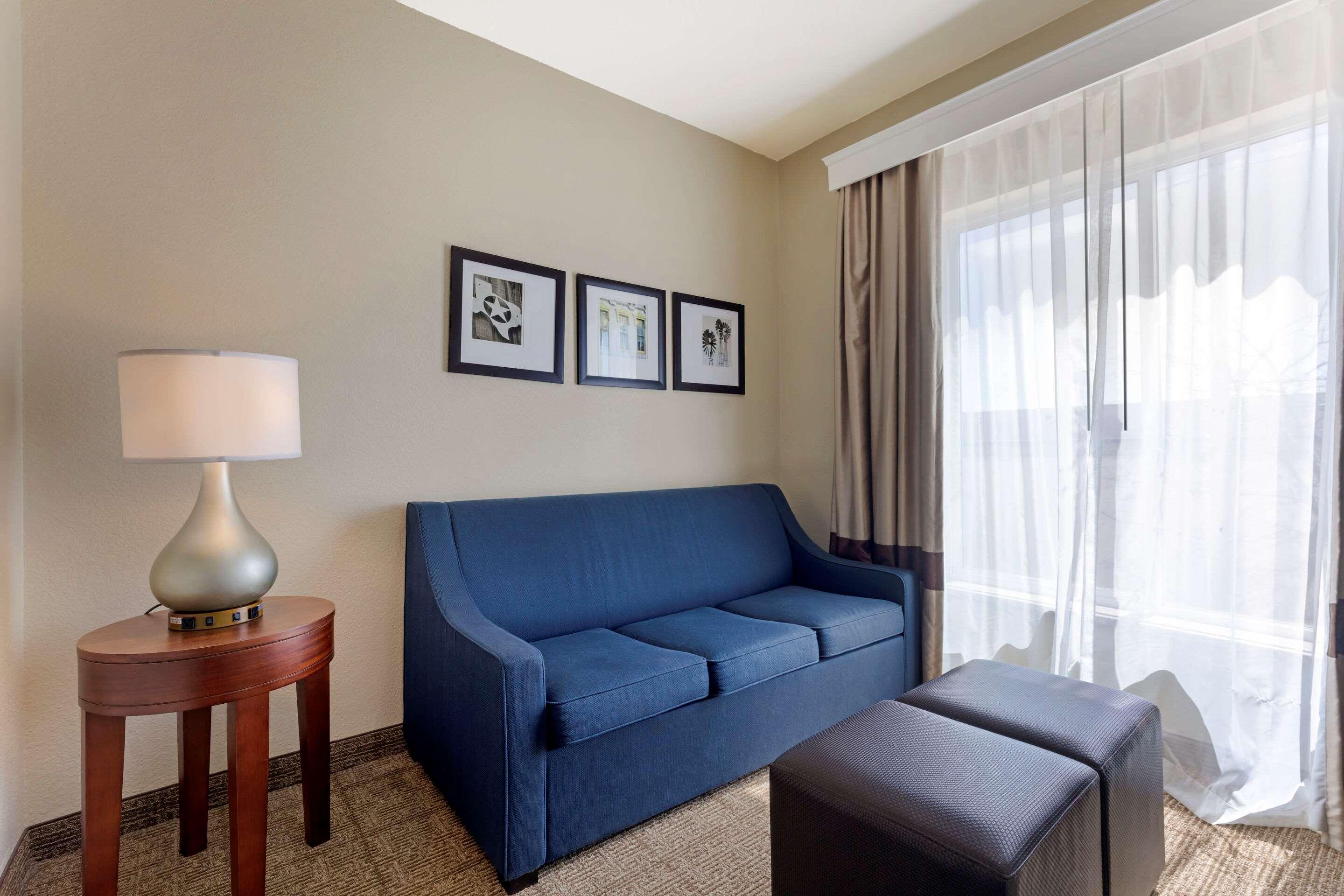 Suite Two Queen Beds