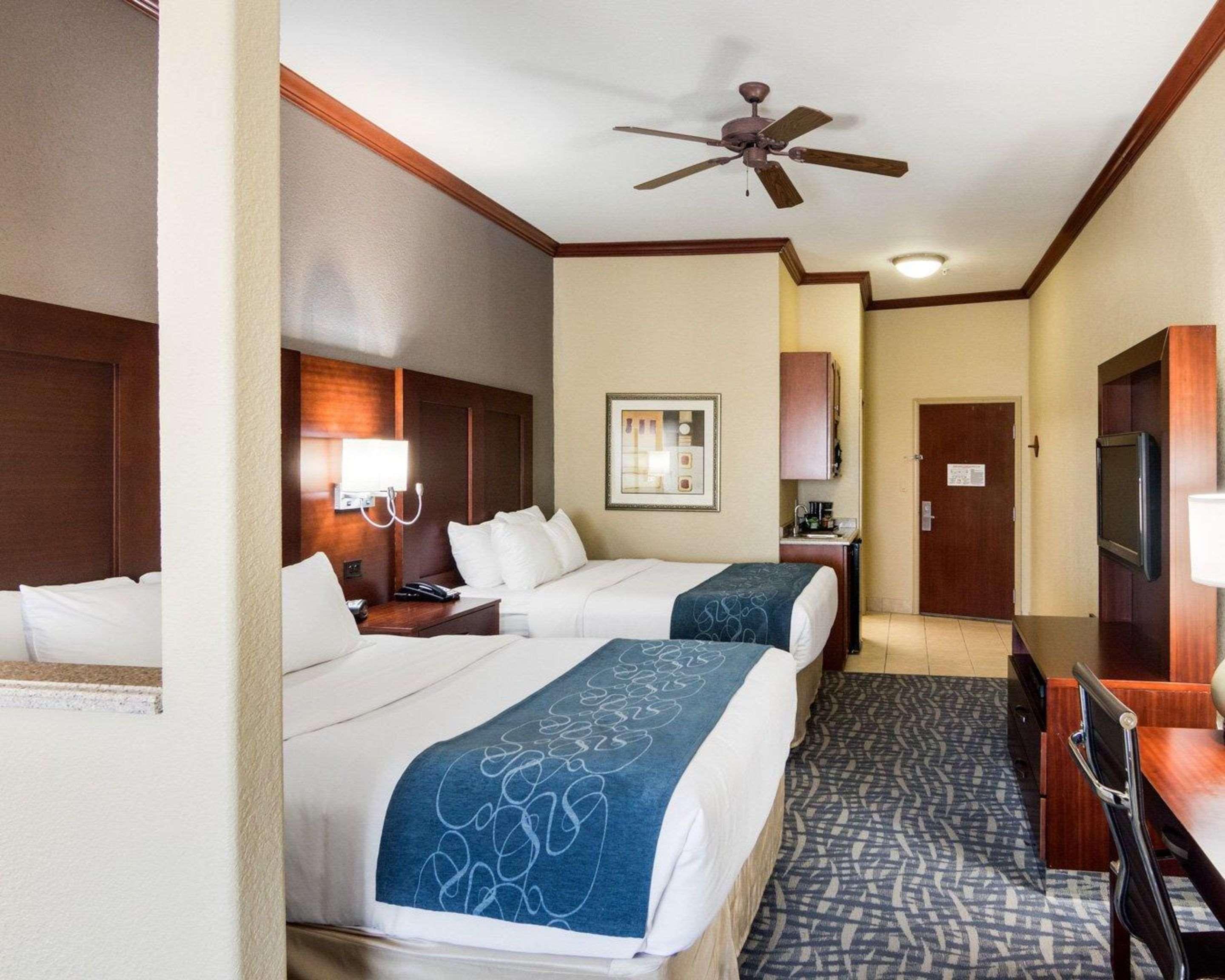 Suite Two Queen Beds