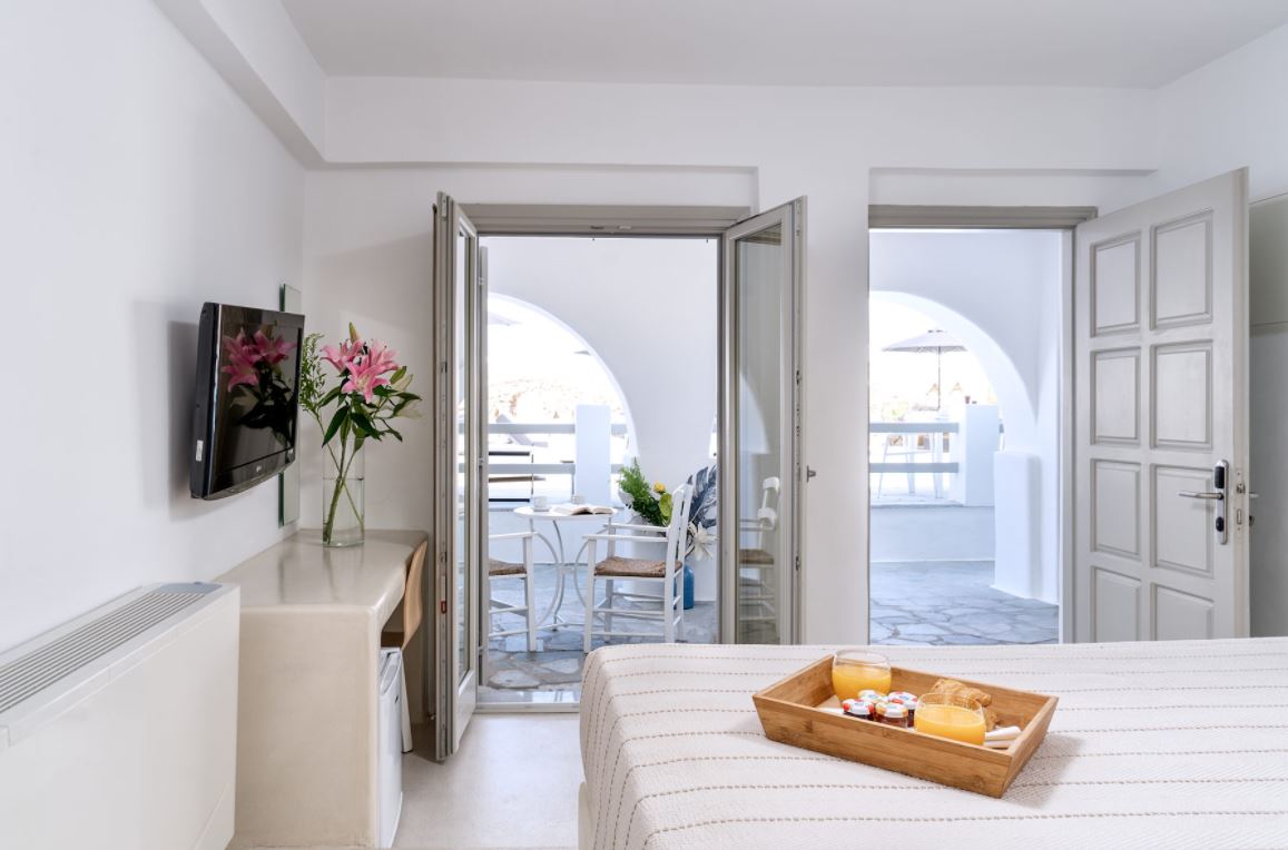 Double Deluxe Pool View