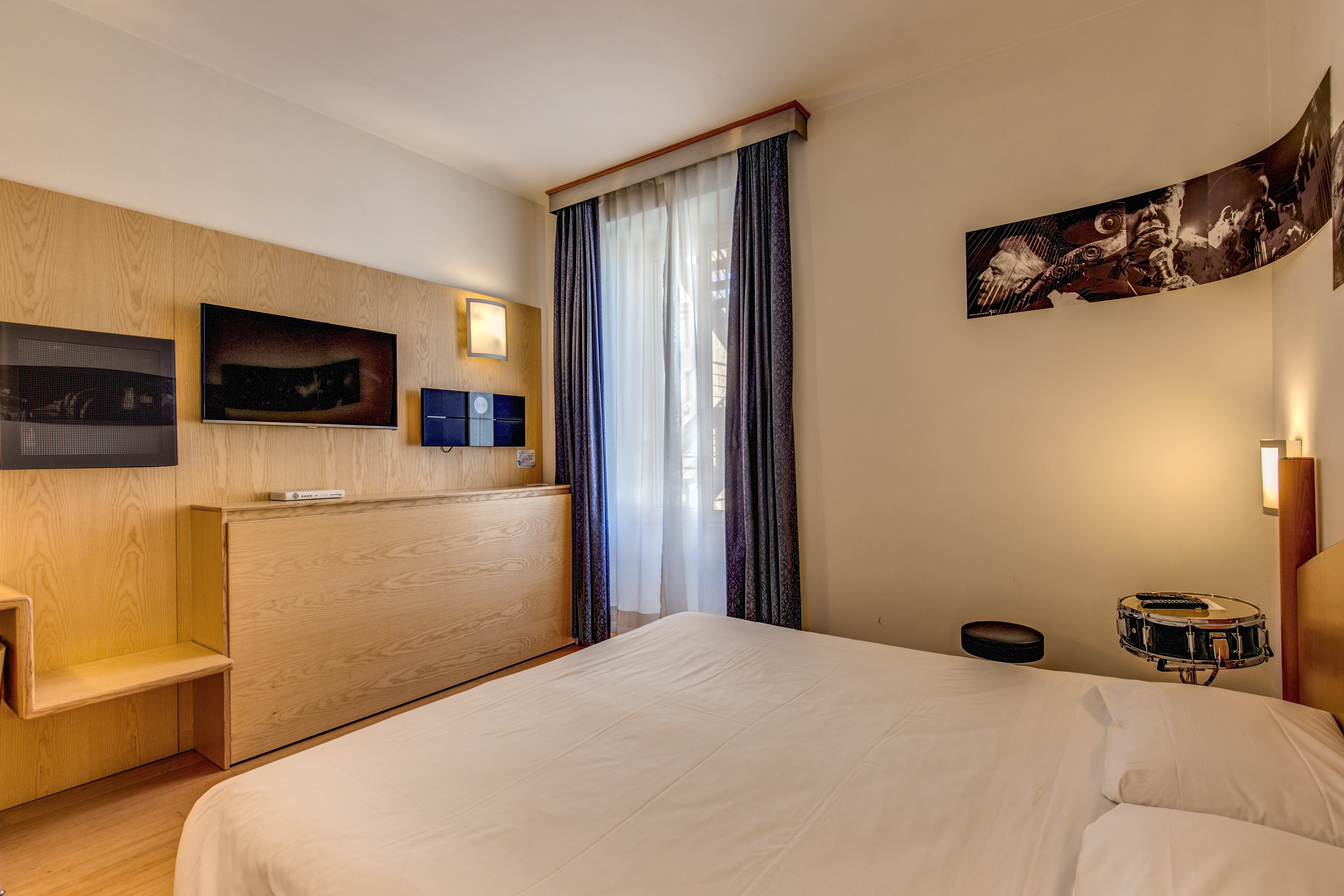 Double or Twin Deluxe