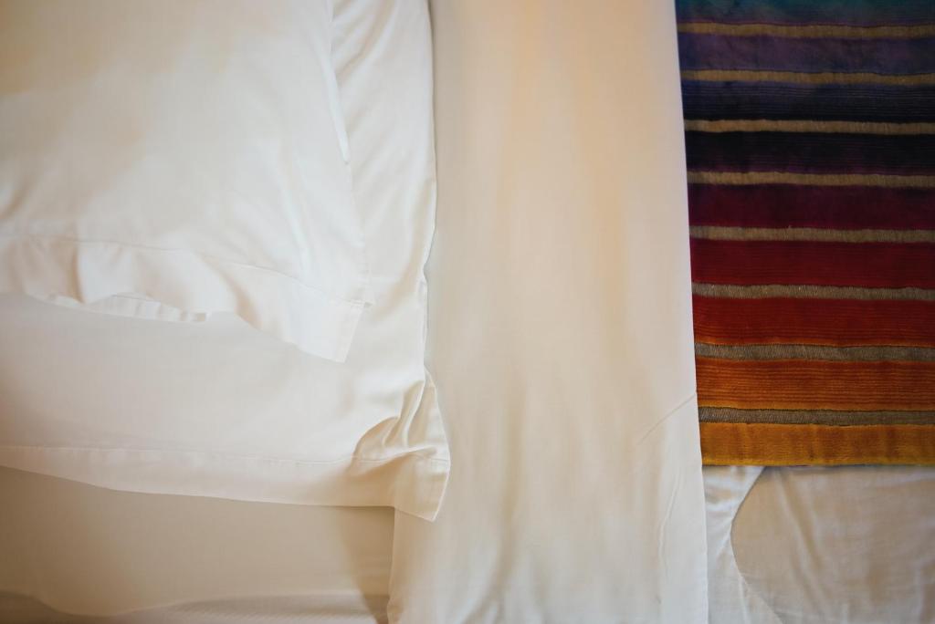 Double or Twin Mountain View