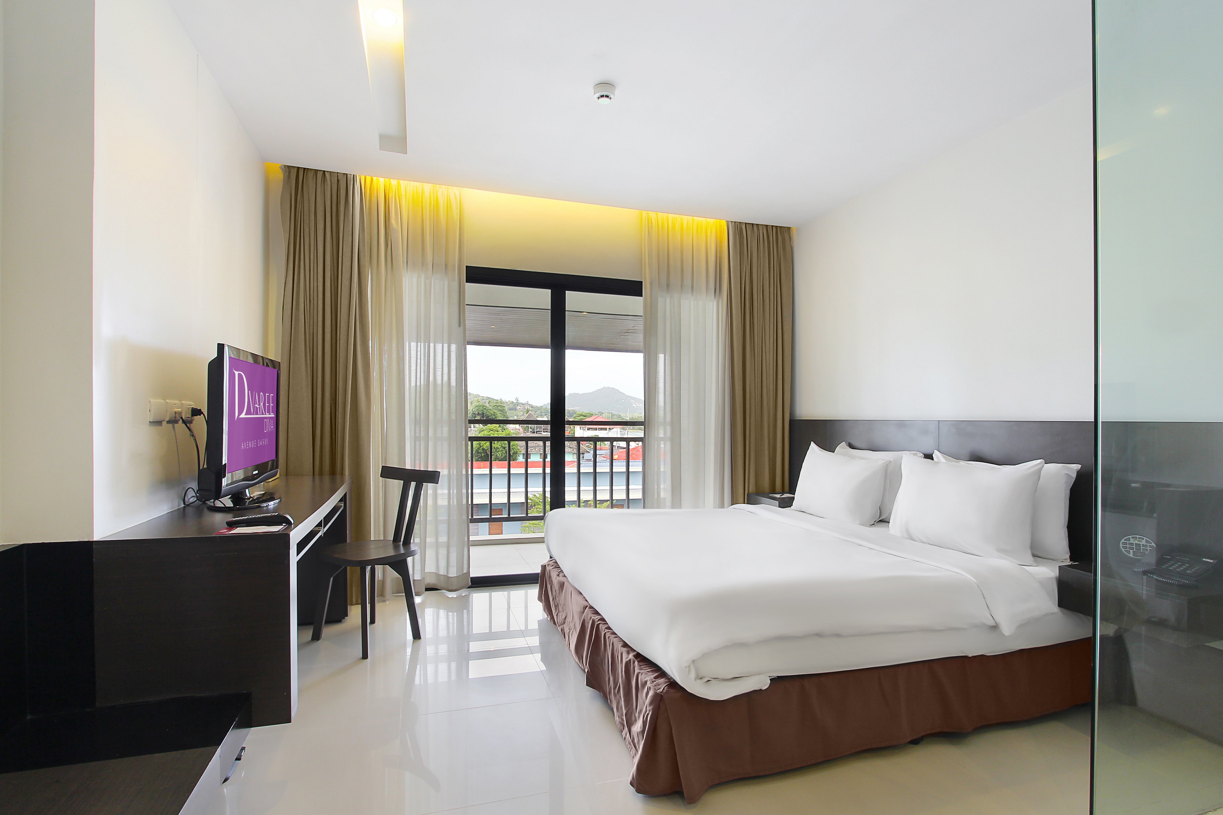 Double or Twin Deluxe