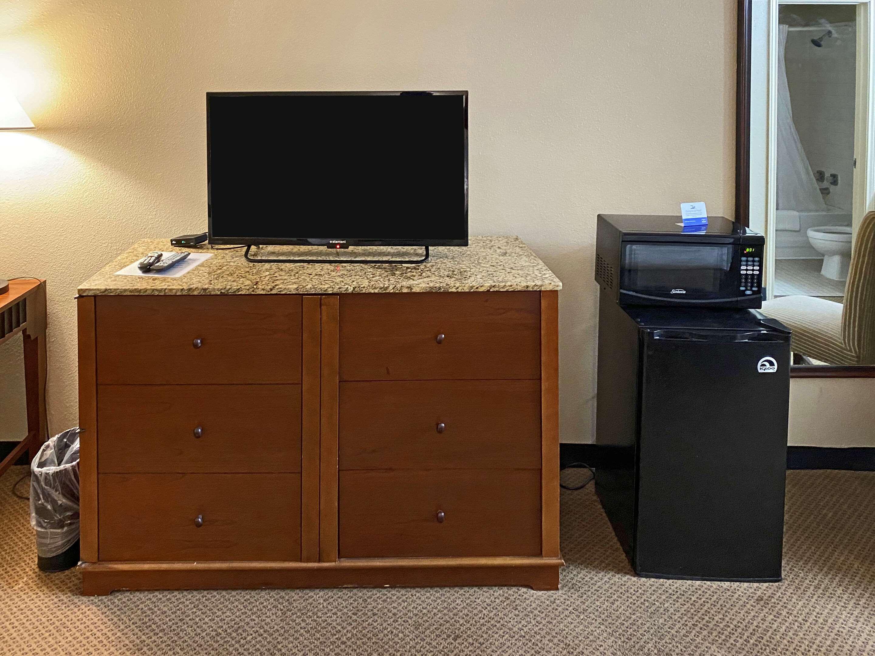 Double Accessible King Size Bed