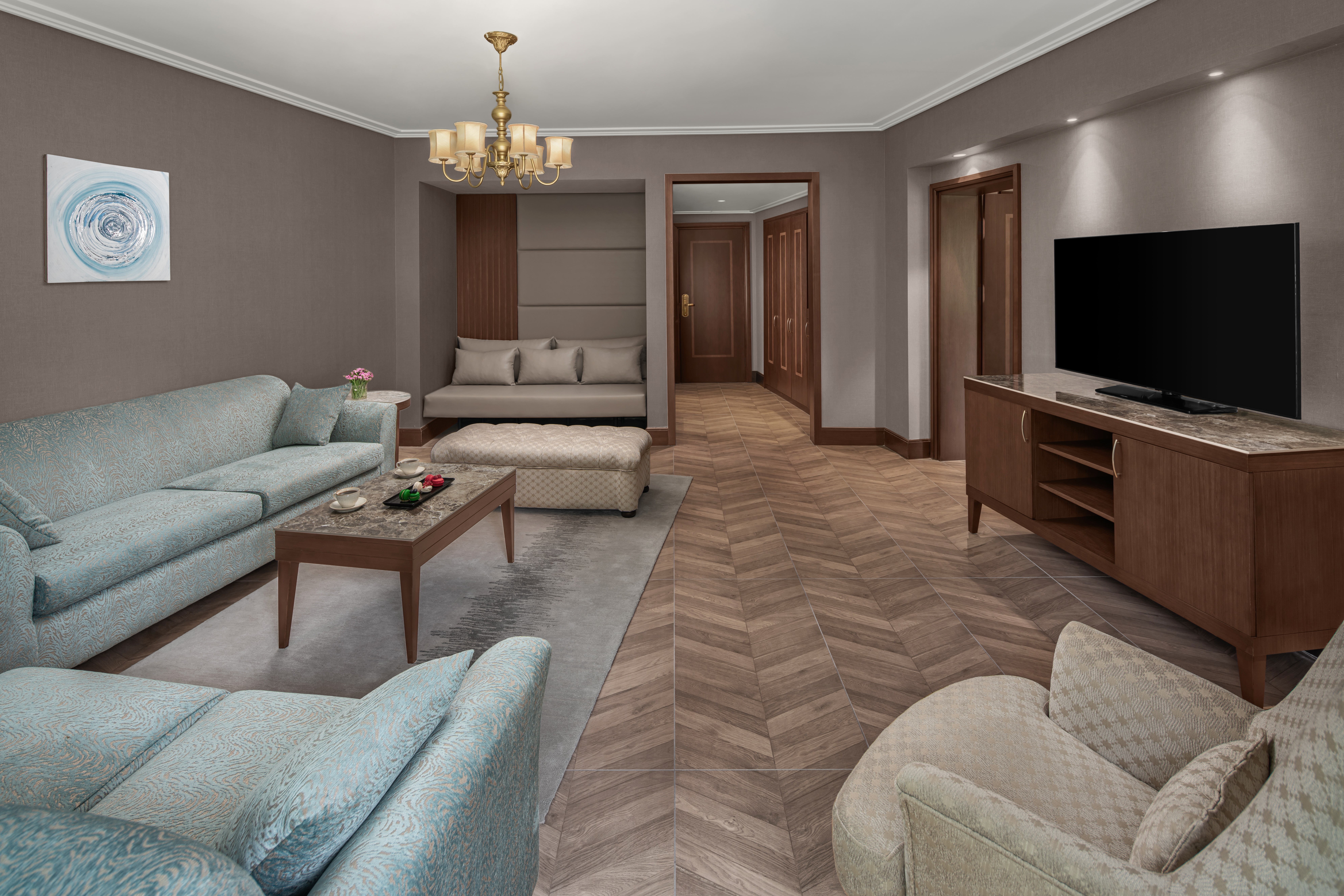 Family Room Capacity 2