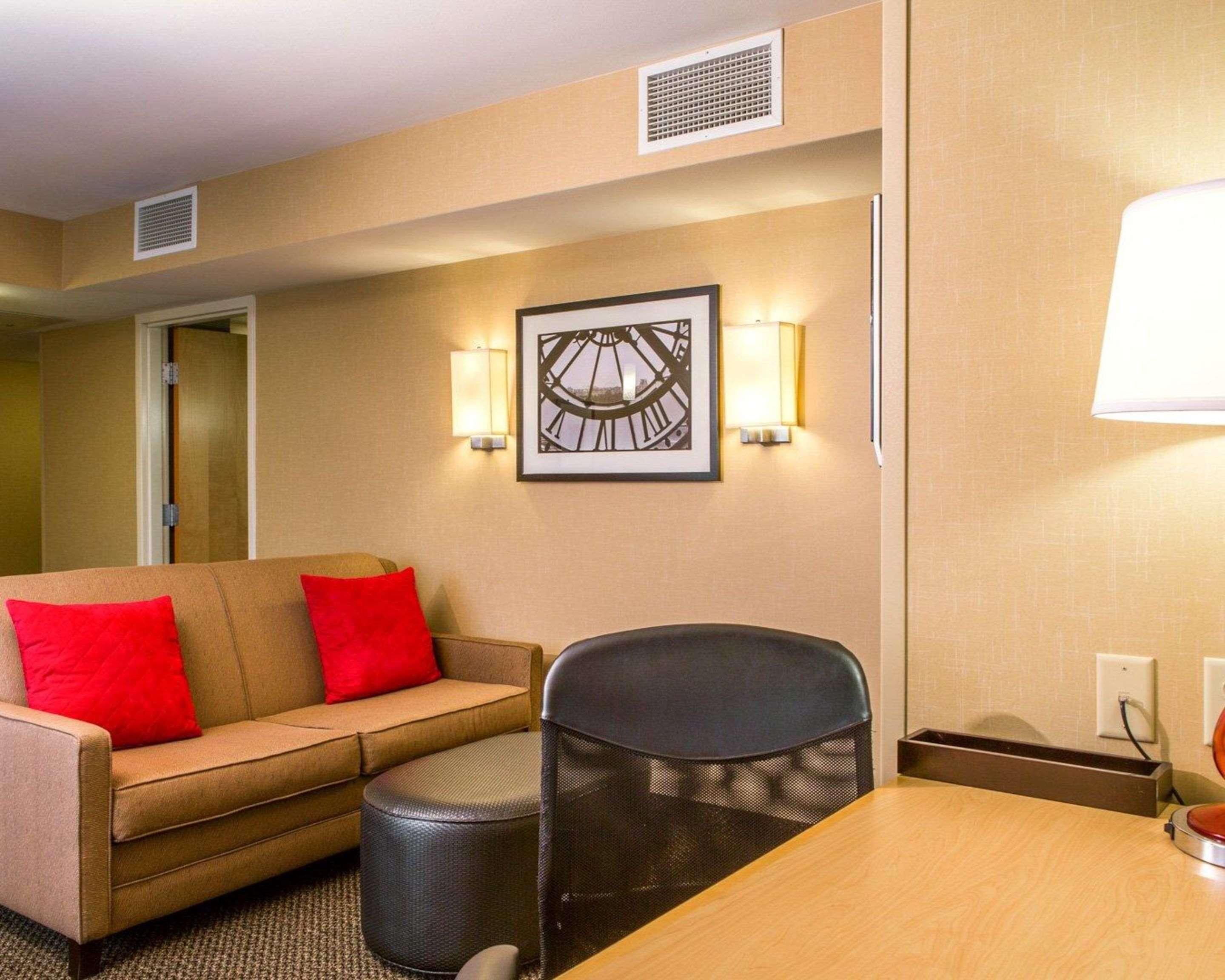 Suite King Bed Non Smoking