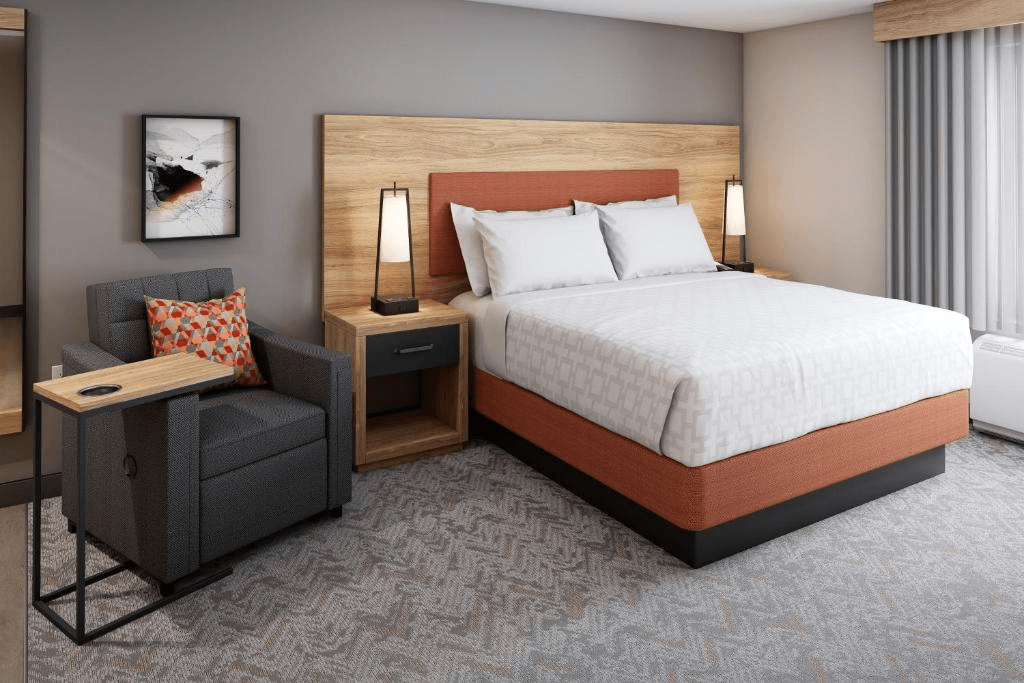 Suite Queen Size Bed