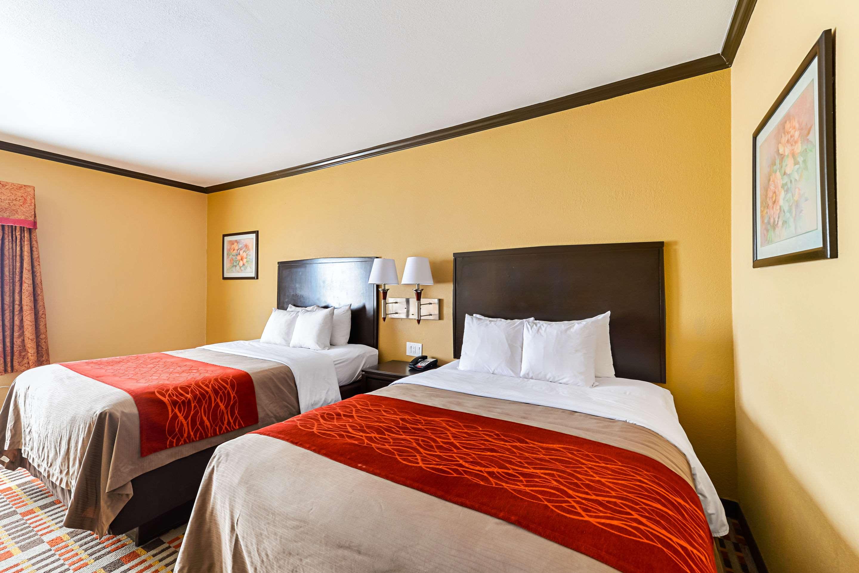 Double Two Queen Beds Non Smoking