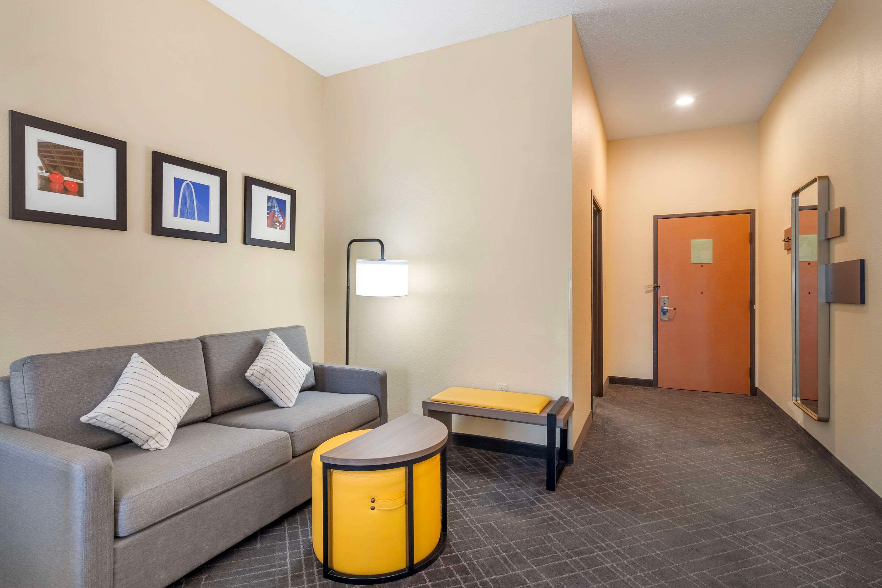 Suite King Bed Non Smoking