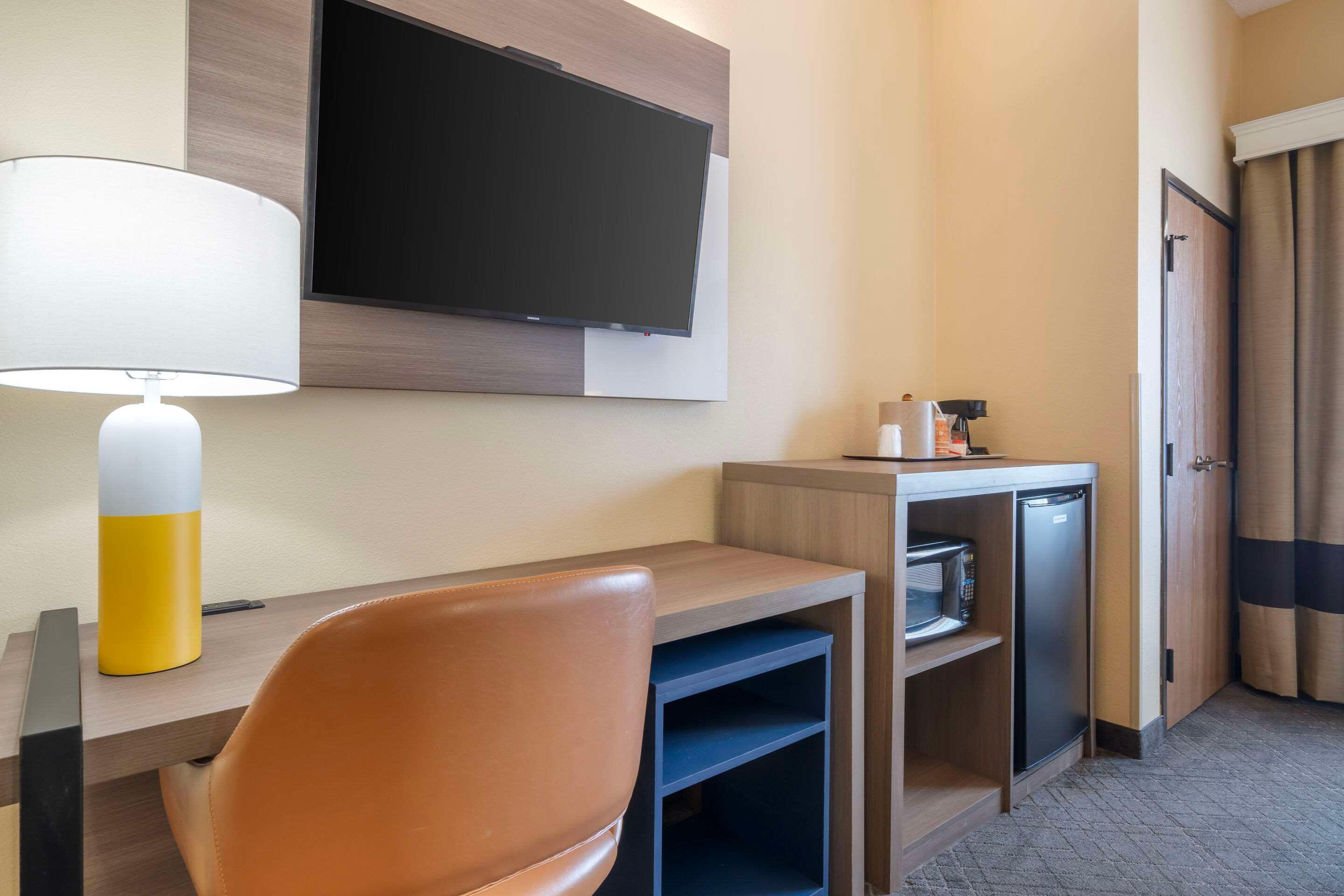 Suite King Bed Non Smoking