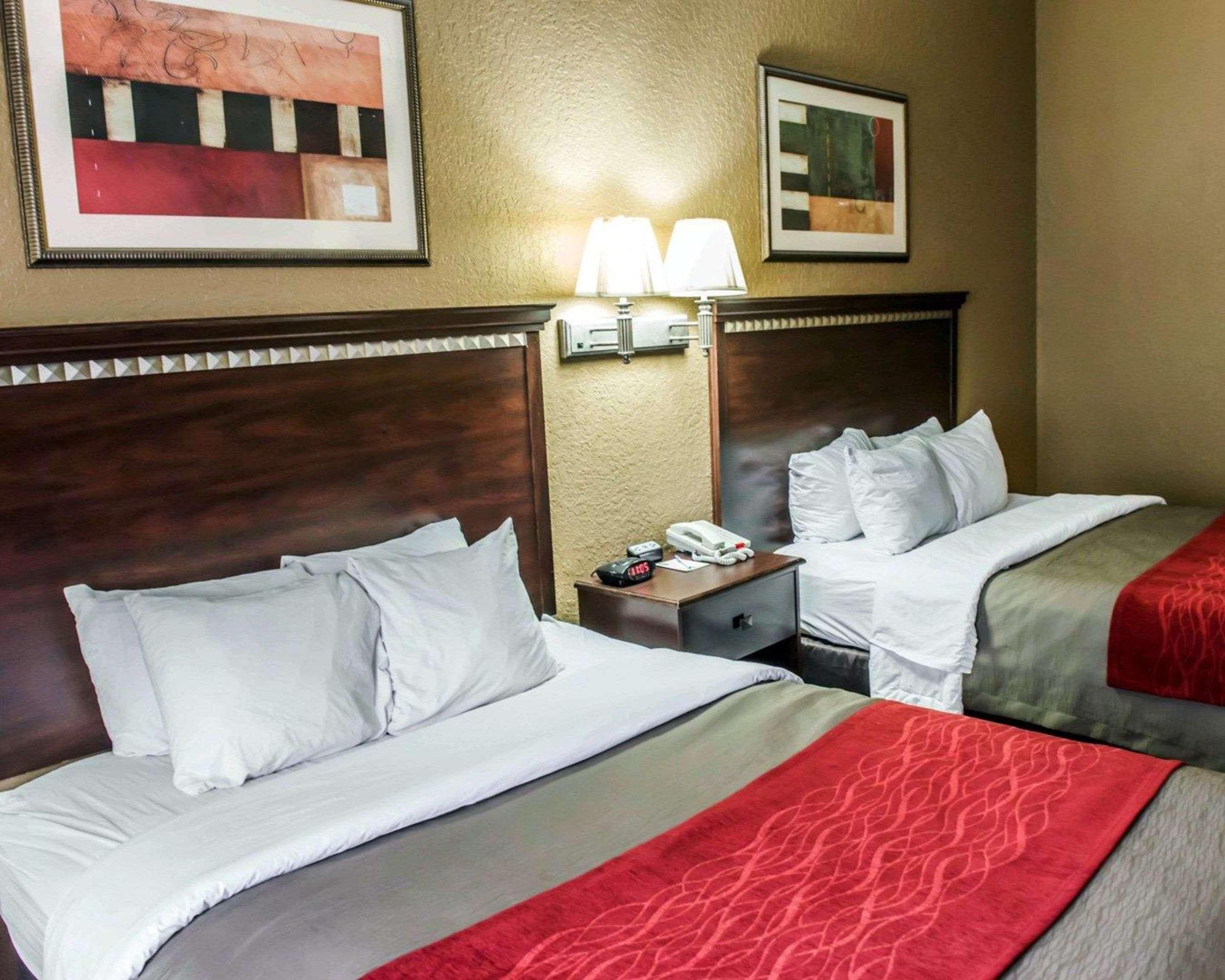 Double Two Queen Beds Non Smoking