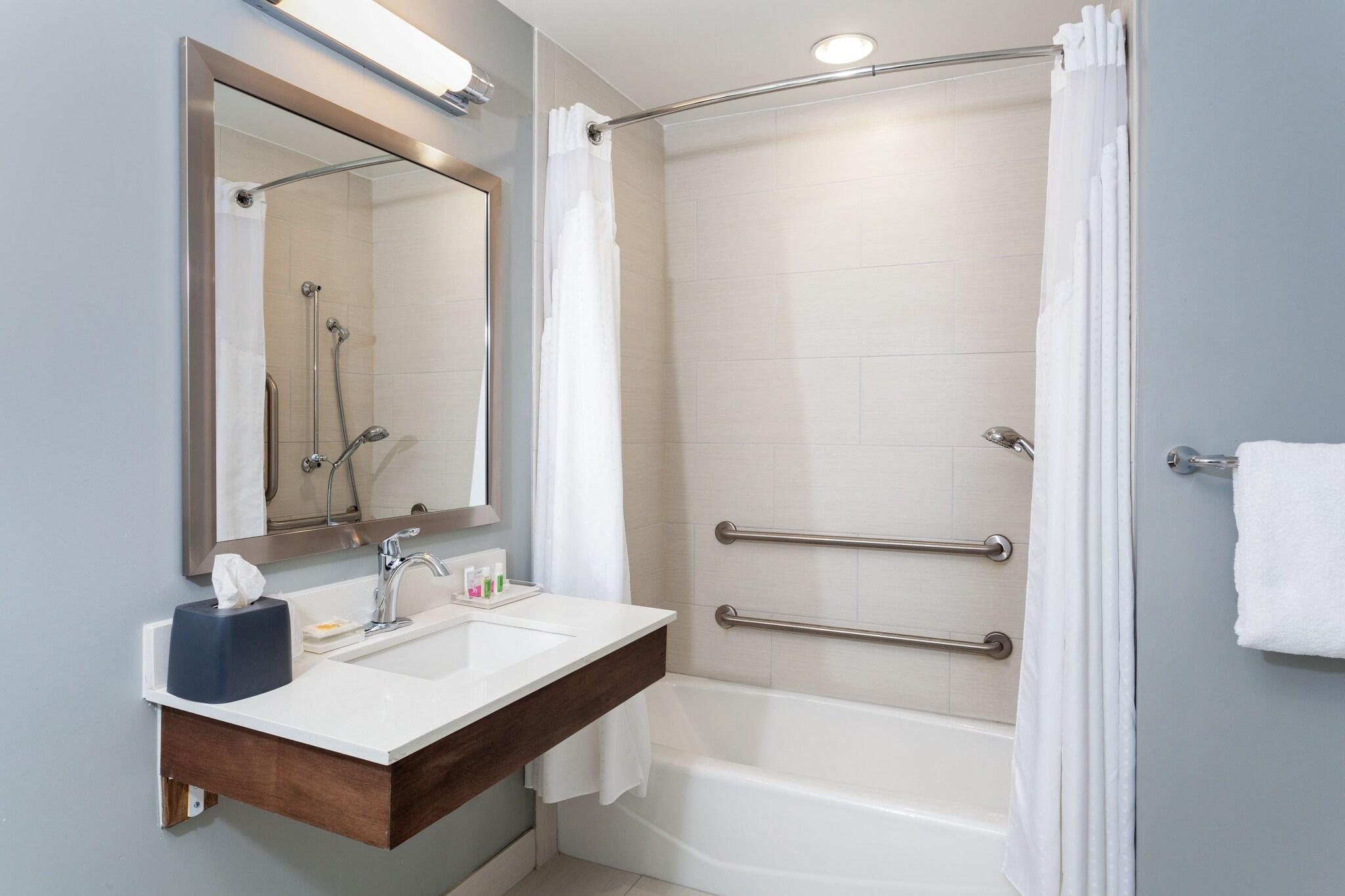 Double Accessible King Size Bed