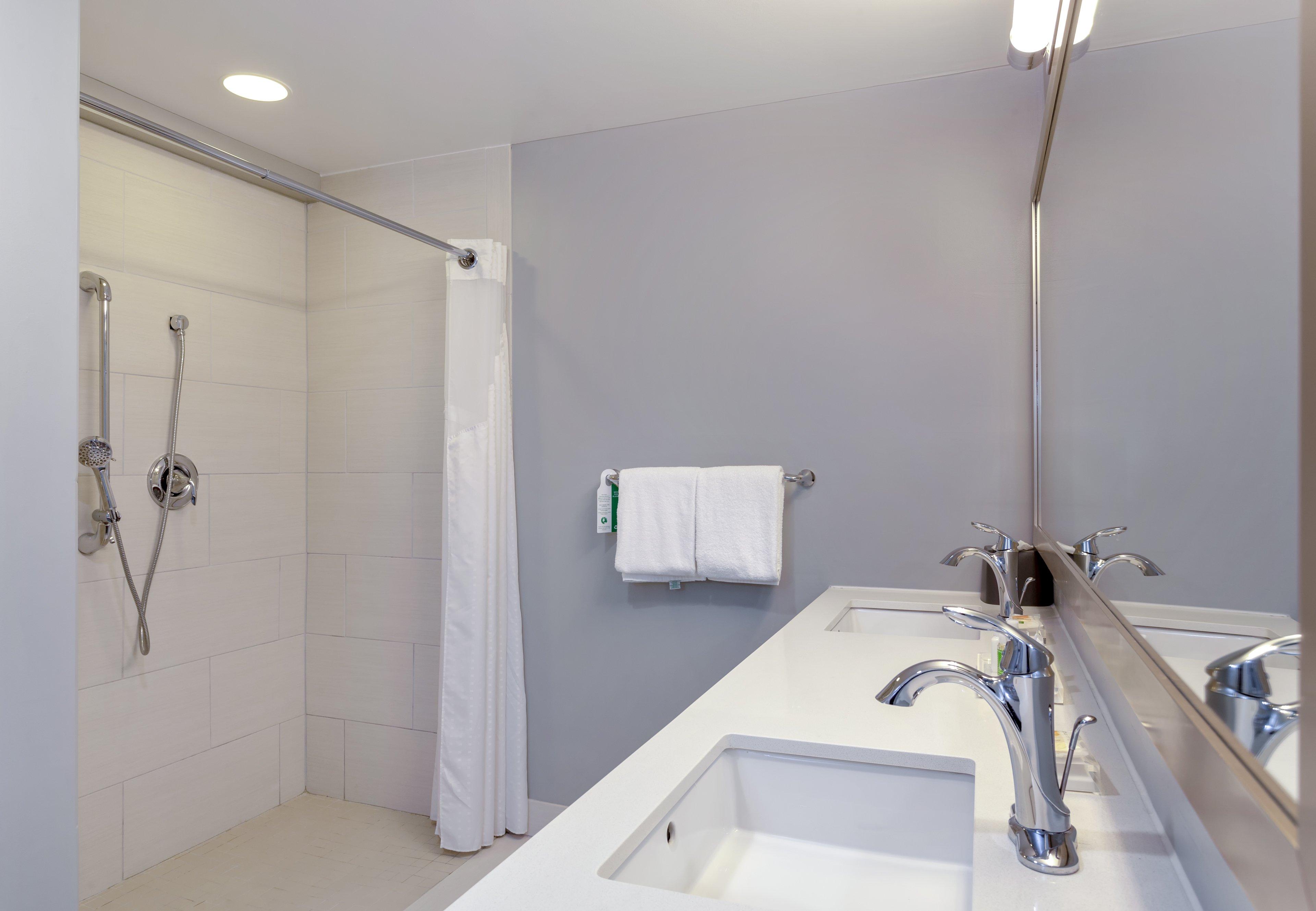 Double Accessible-two Queen Beds