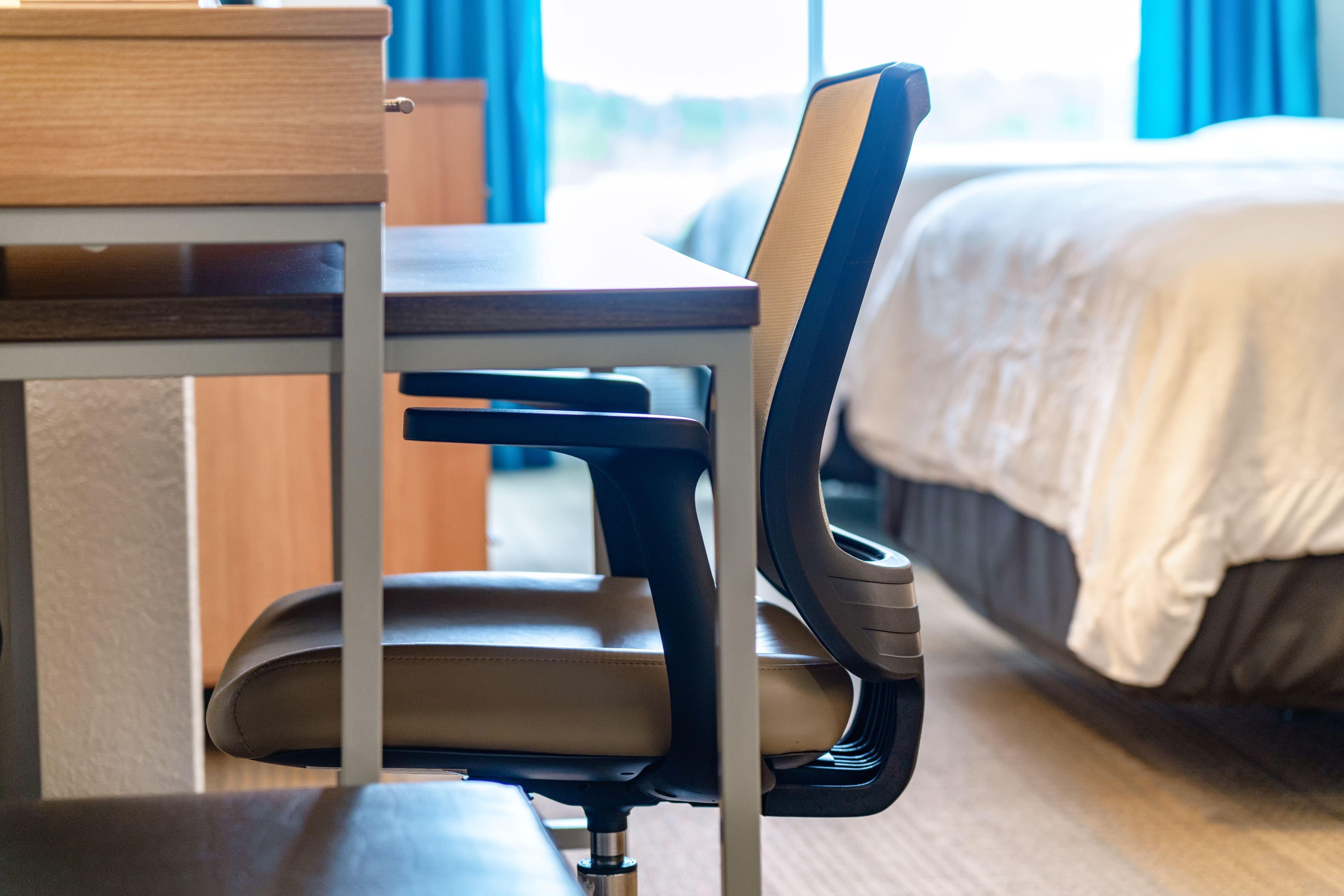 Room Accessible King Size Bed