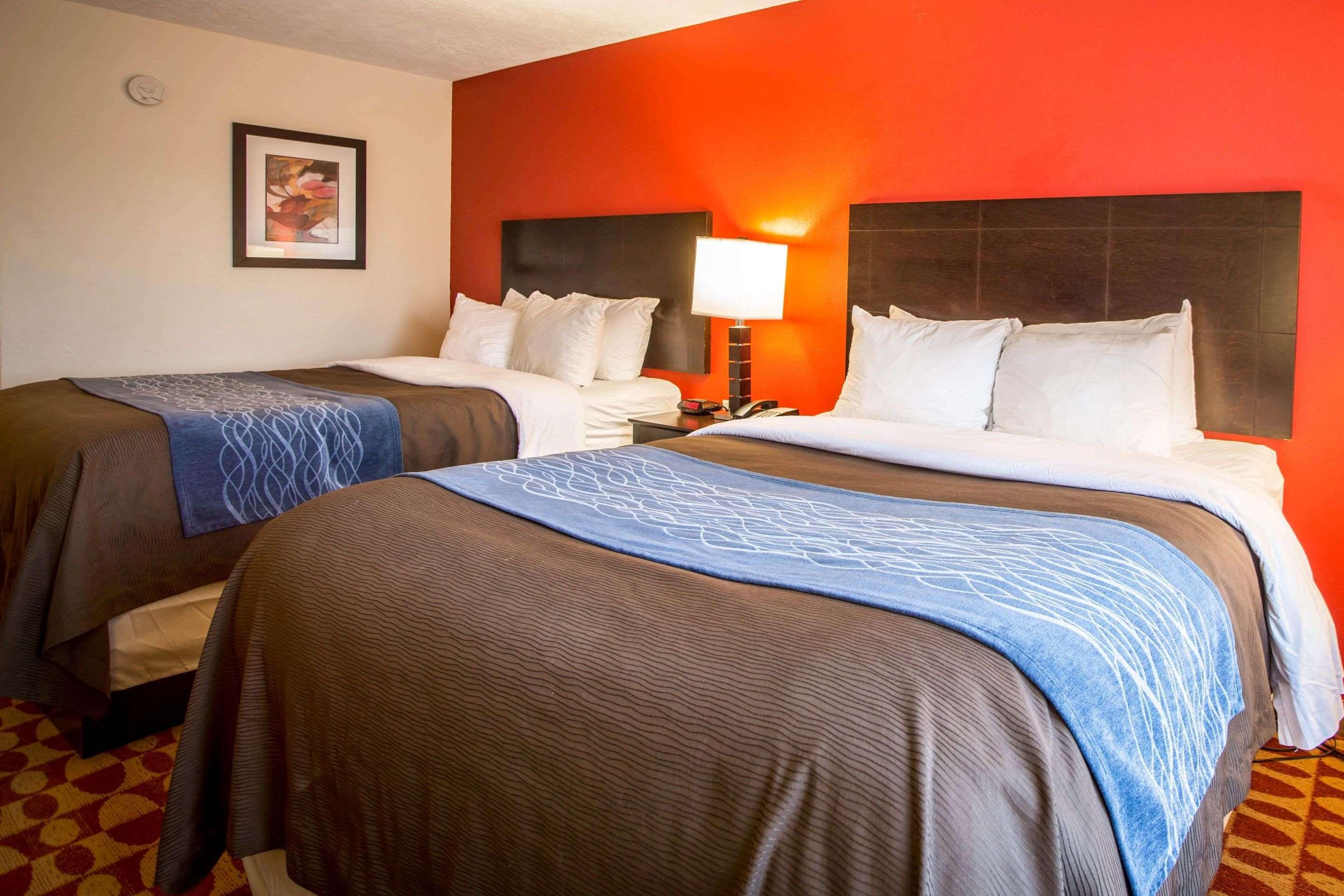 Double Two Queen Beds Non Smoking