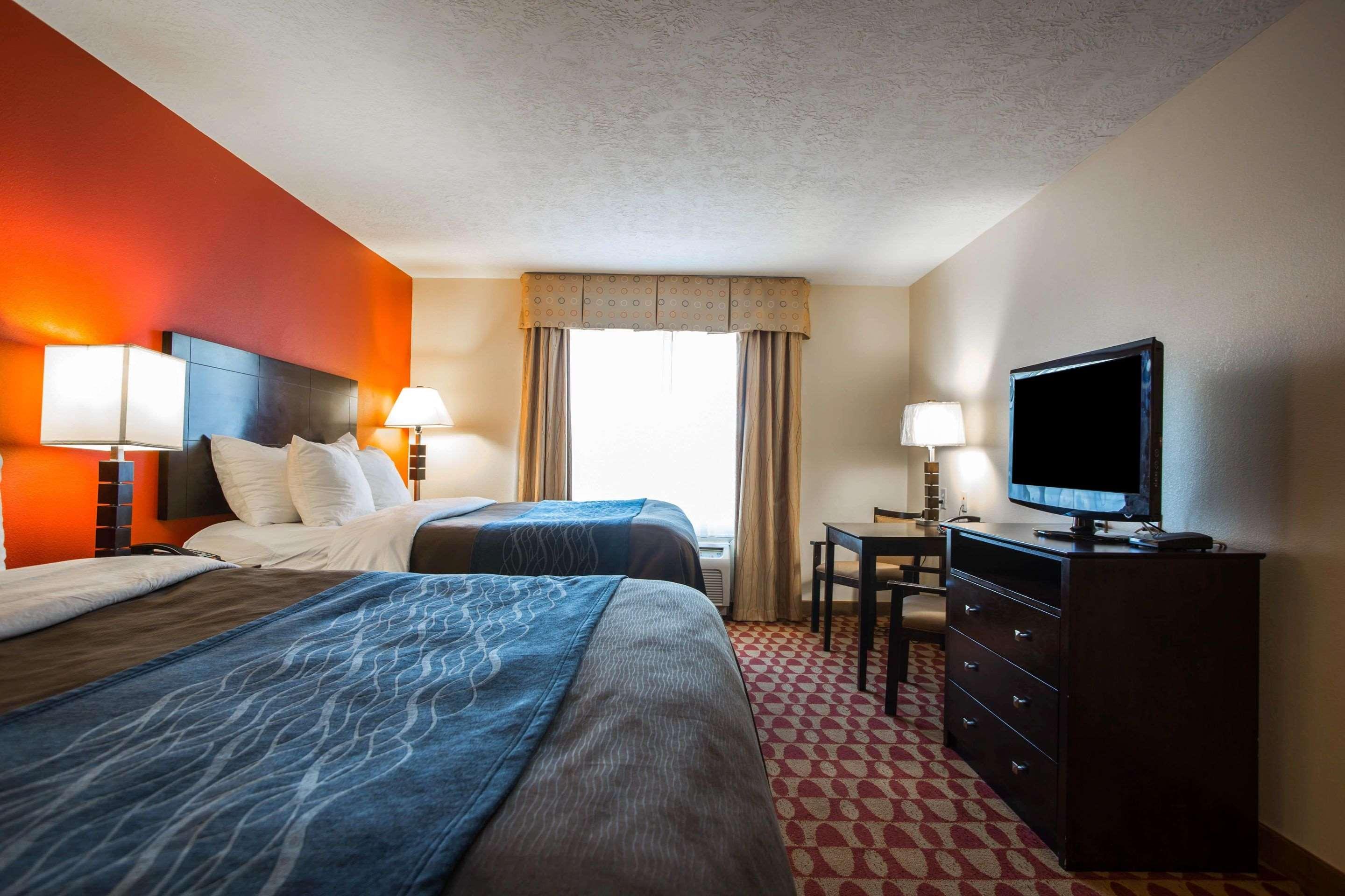 Double Two Queen Beds Non Smoking