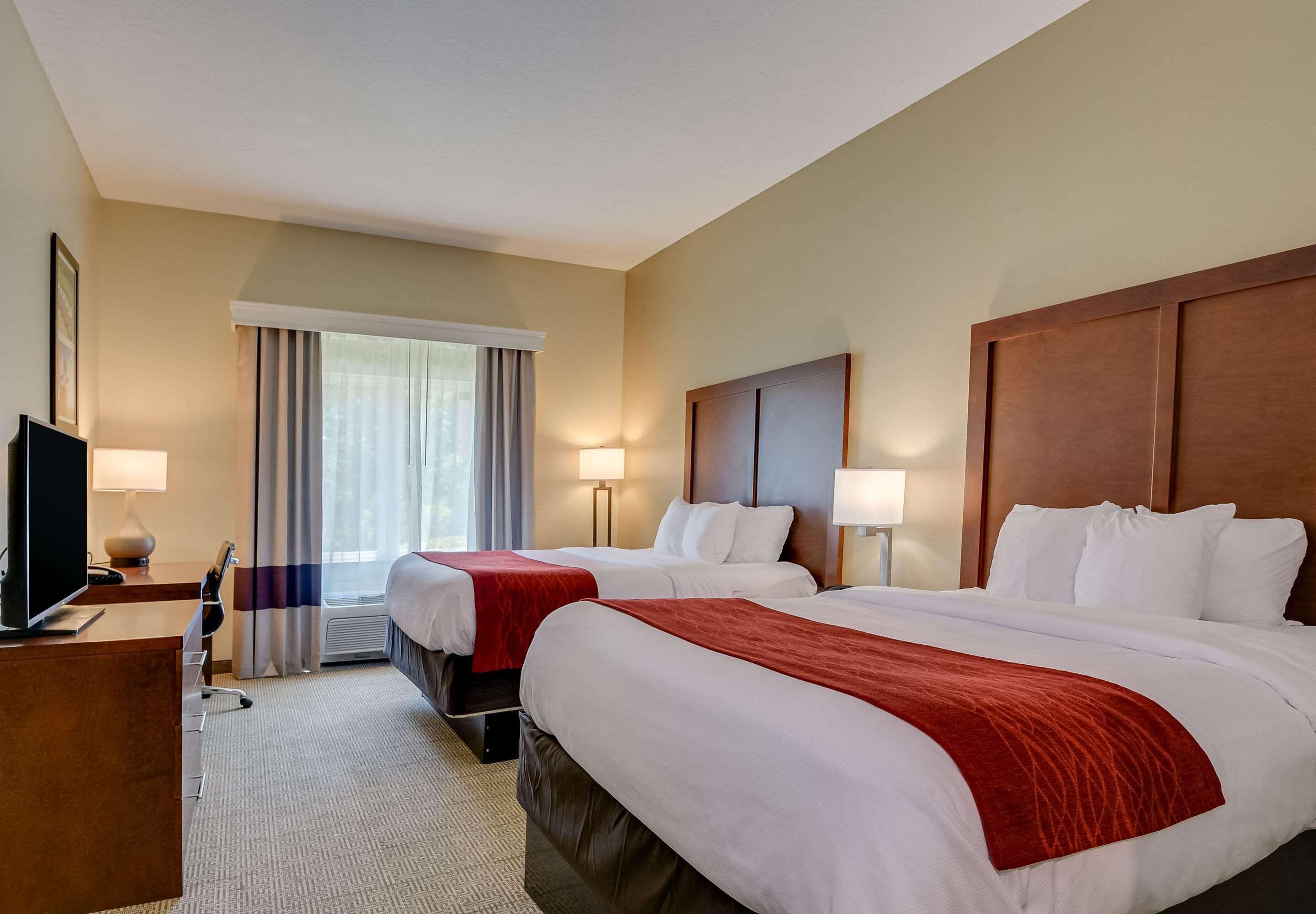 Double Two Queen Beds Non Smoking