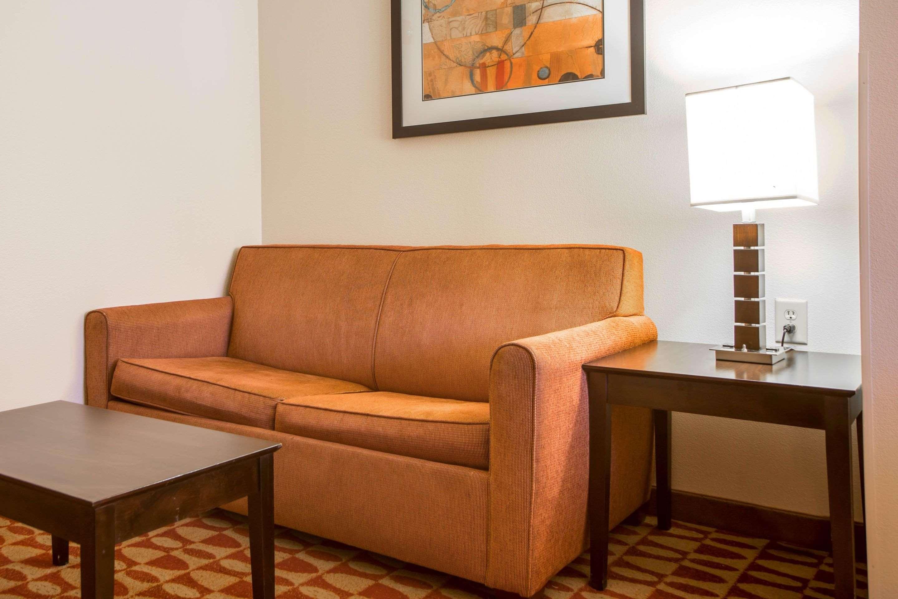 Double King Bed Non Smoking