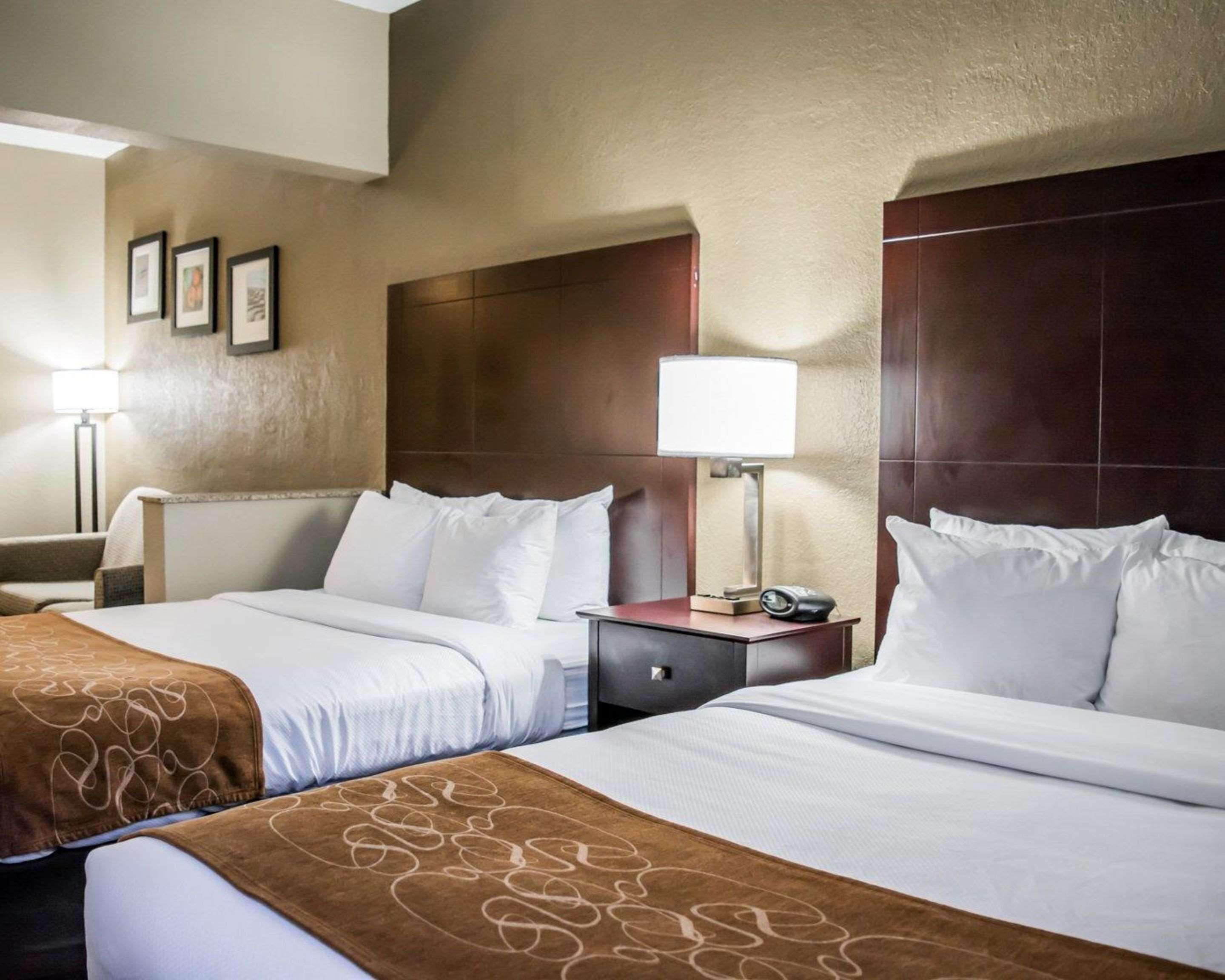 Suite Two Queen Beds Non Smoking