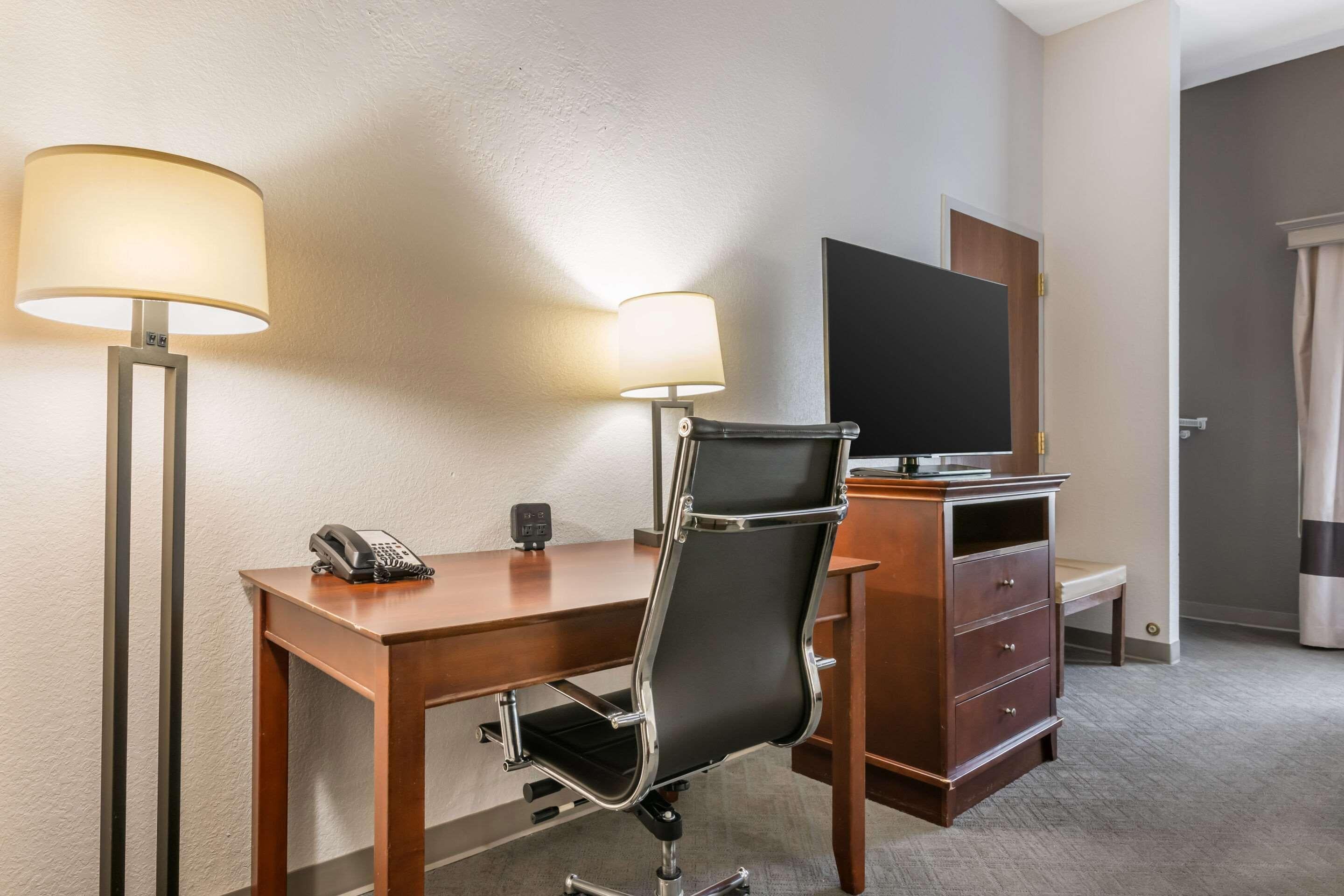 Suite King Bed Non Smoking