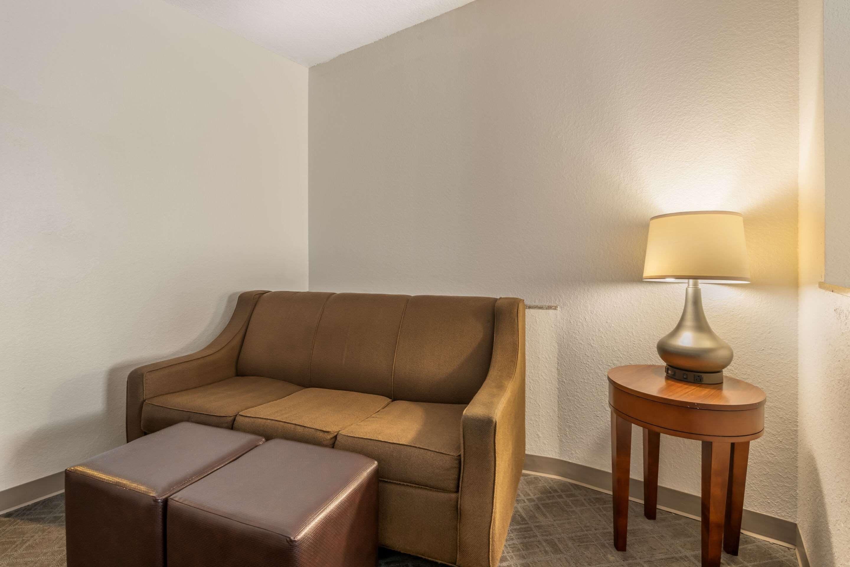 Suite Two Queen Beds