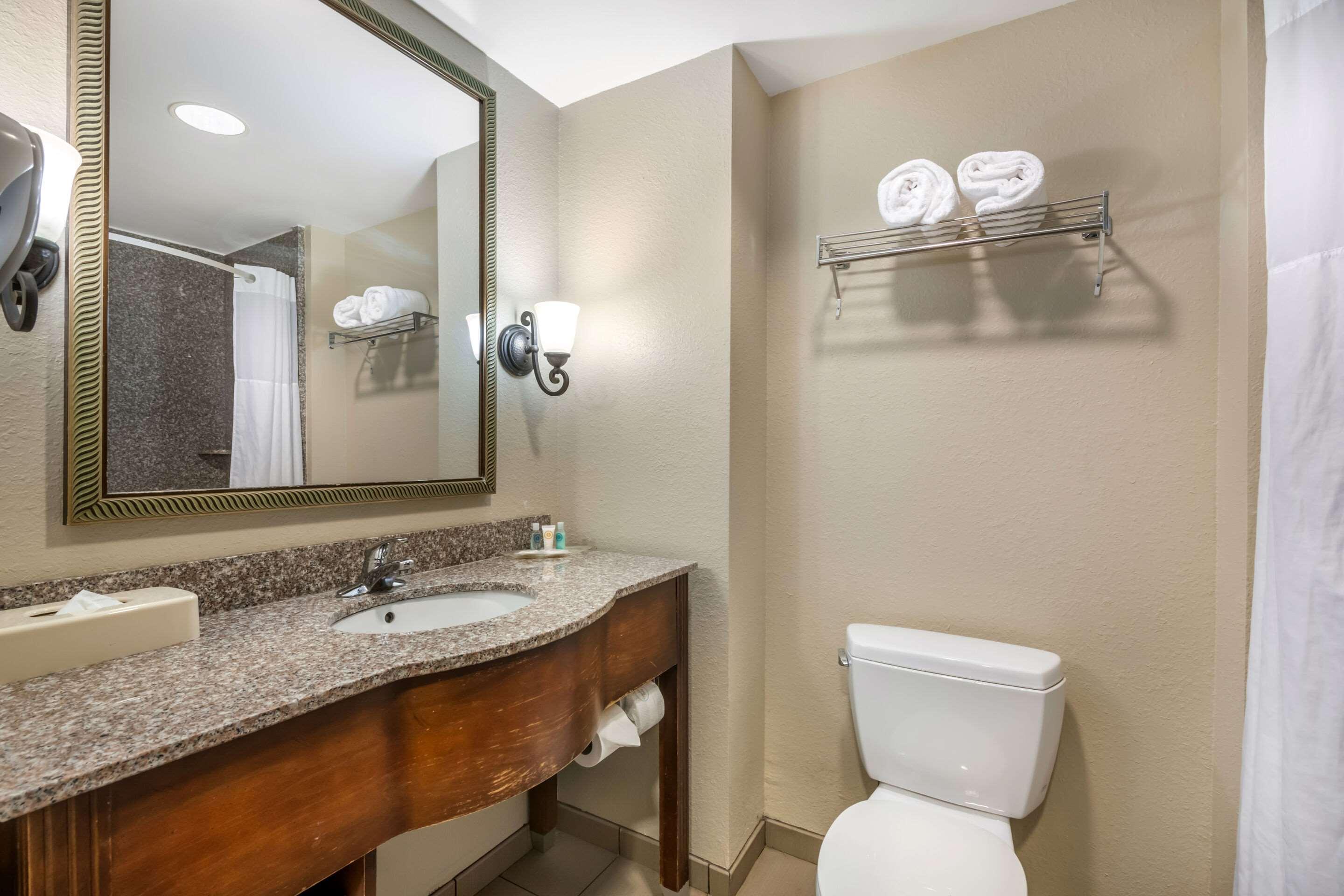 Suite Two Queen Beds